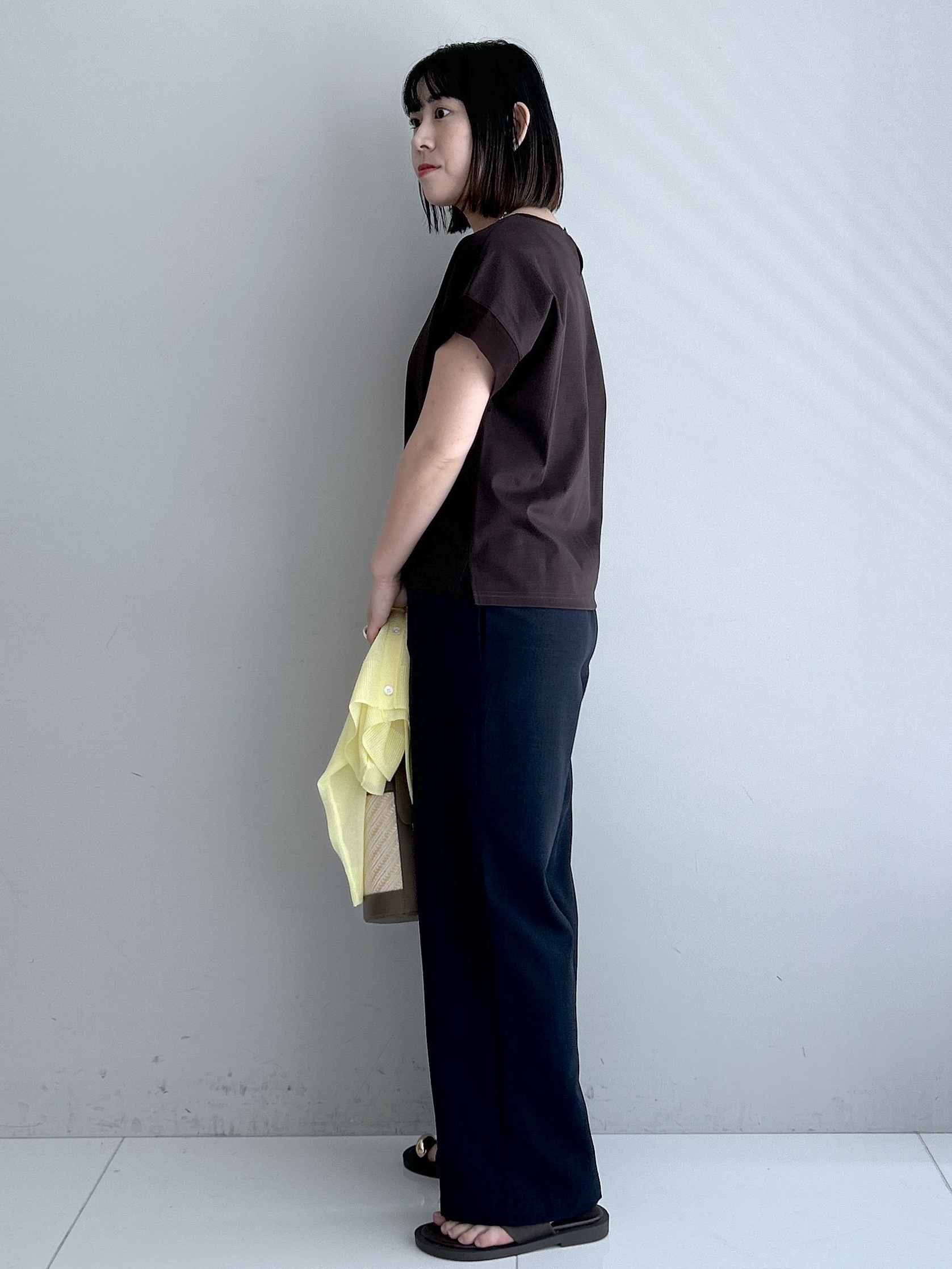 Hirokaさんの「Dessin｜【UVカット/接触冷感】美光沢カットソー」を使ったコーディネート