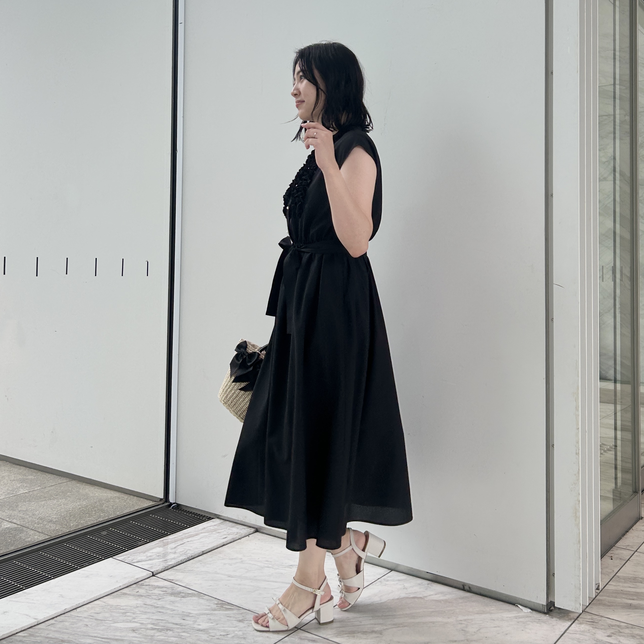 shinoさんの「Couture brooch｜【洗える・着映え】リネンライク シアーワンピース」を使ったコーディネート