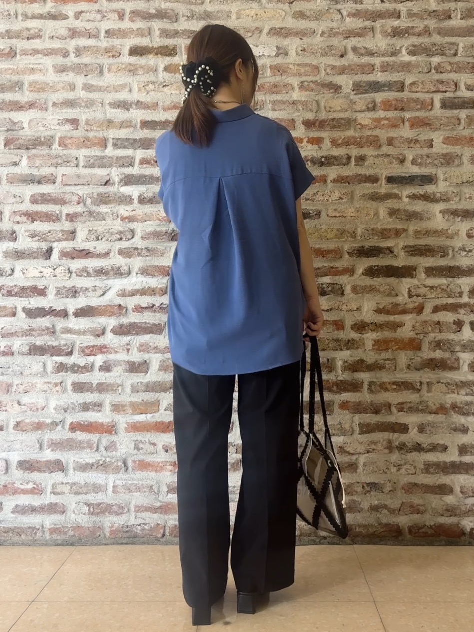 tokiさんの「THE SHOP TK｜【ひんやり/防しわ/UV/吸水速乾】襟付き フレンチスリーブシャツ」を使ったコーディネート