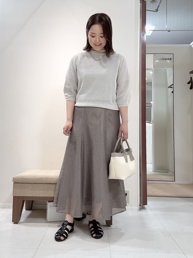 YUIさんの「UNTITLED｜【洗える/ゆったり】クルーネックドライニット」を使ったコーディネート