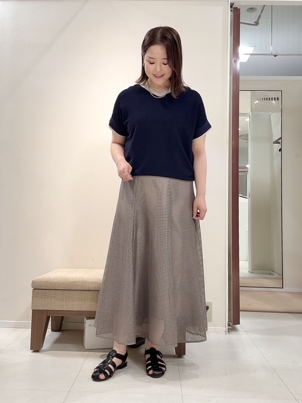 YUIさんの「UNTITLED｜【11色展開/体型カバー】前後2WAYフレンチスリーブニット」を使ったコーディネート