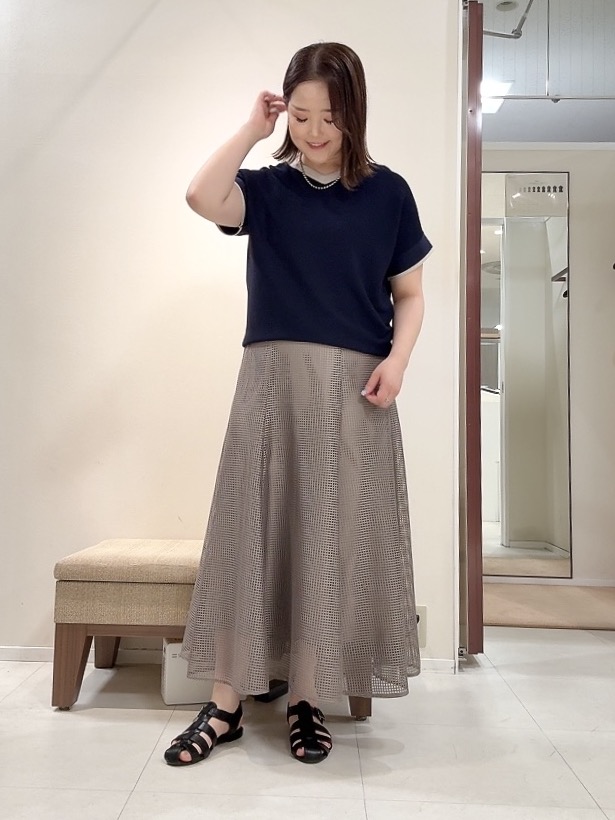 YUIさんの「UNTITLED｜【11色展開/体型カバー】前後2WAYフレンチスリーブニット」を使ったコーディネート