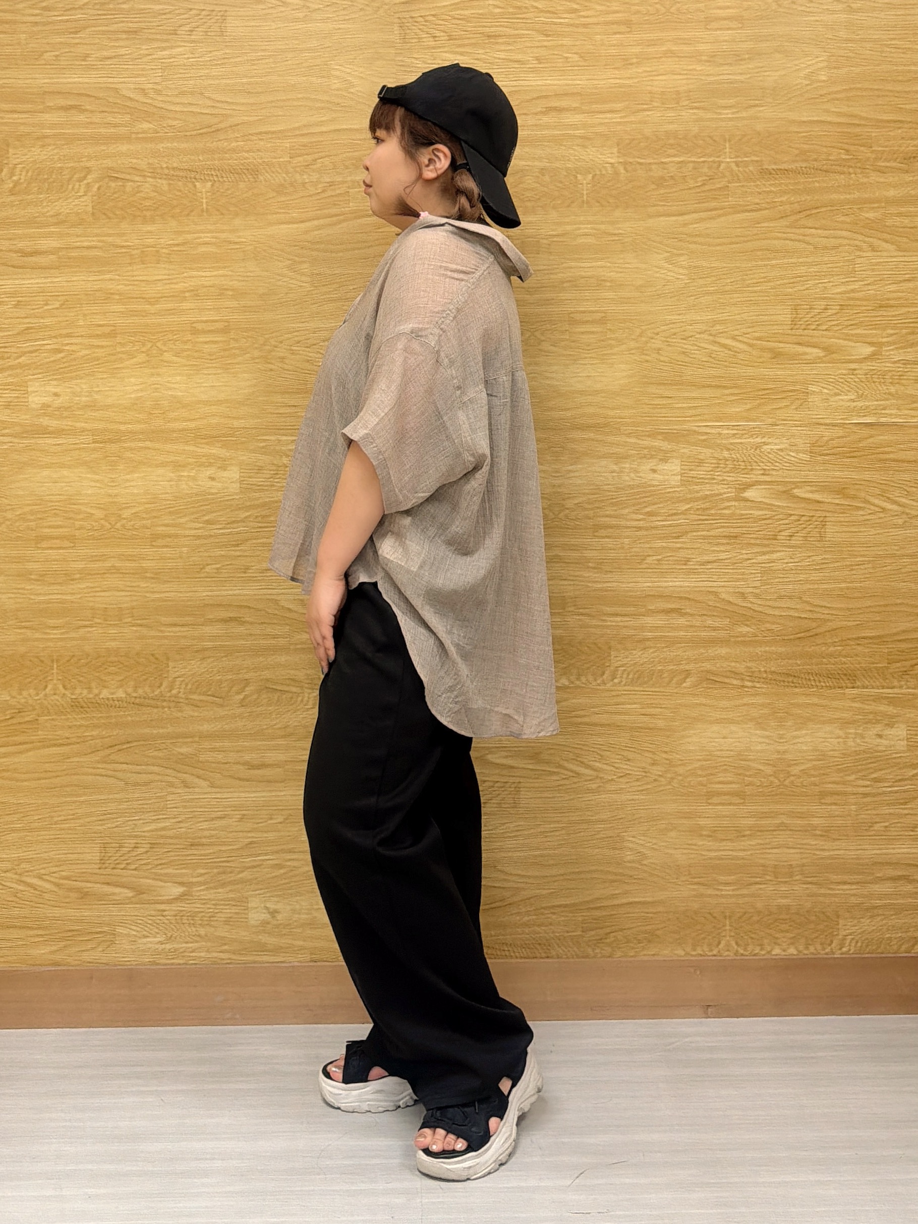 ぁむさんの「SHOO･LA･RUE｜【S-LL】ナチュラルに決まる 半袖シアーシャツジャケット」を使ったコーディネート