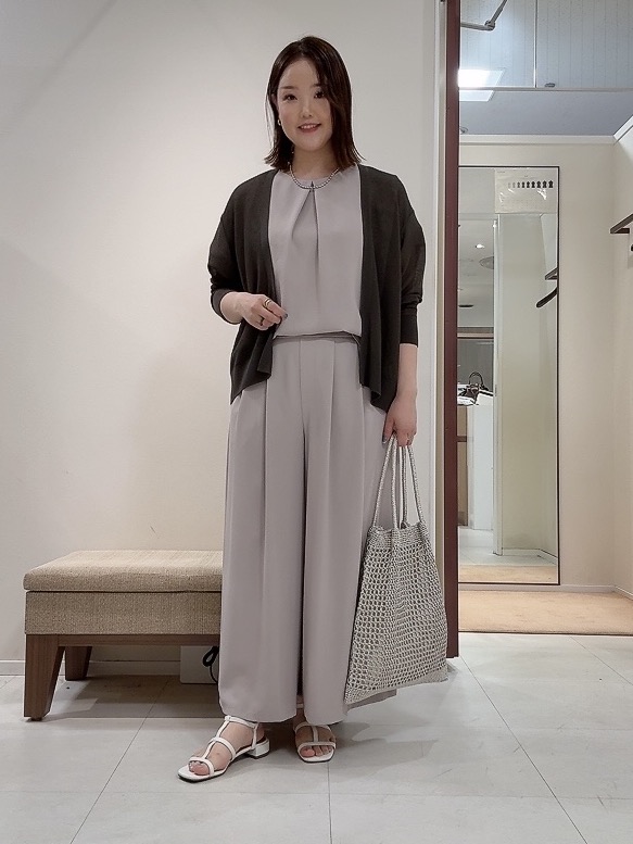 YUIさんの「UNTITLED｜【日除け・冷房対策に】コットンリネンカーディガン」を使ったコーディネート