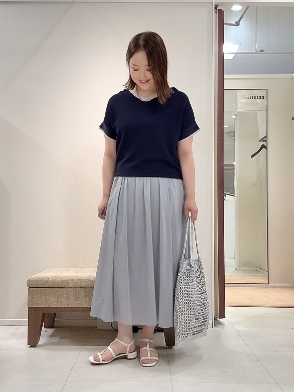 YUIさんの「UNTITLED｜【11色展開/体型カバー】前後2WAYフレンチスリーブニット」を使ったコーディネート