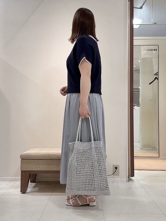 YUIさんの「UNTITLED｜【11色展開/体型カバー】前後2WAYフレンチスリーブニット」を使ったコーディネート