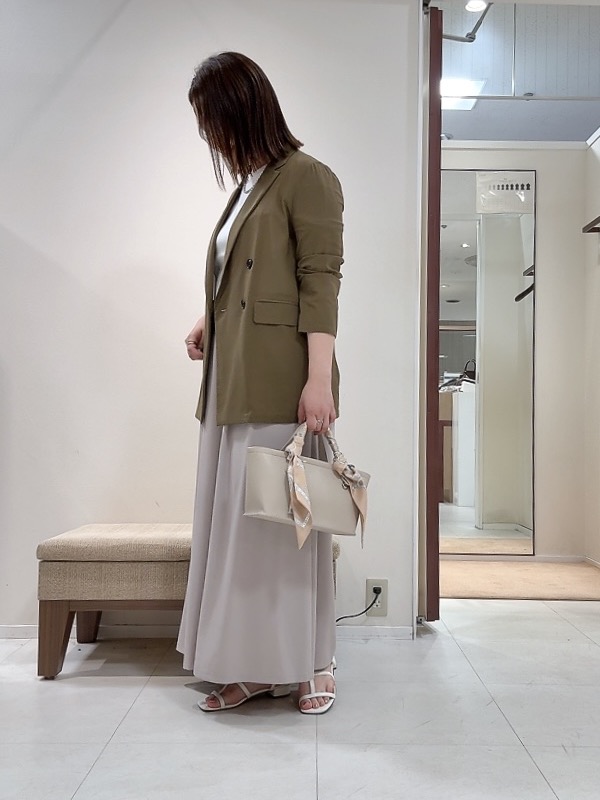 YUIさんの「UNTITLED｜【セットアップ可/接触冷感/通気性】ドライシアーダブルジャケット」を使ったコーディネート
