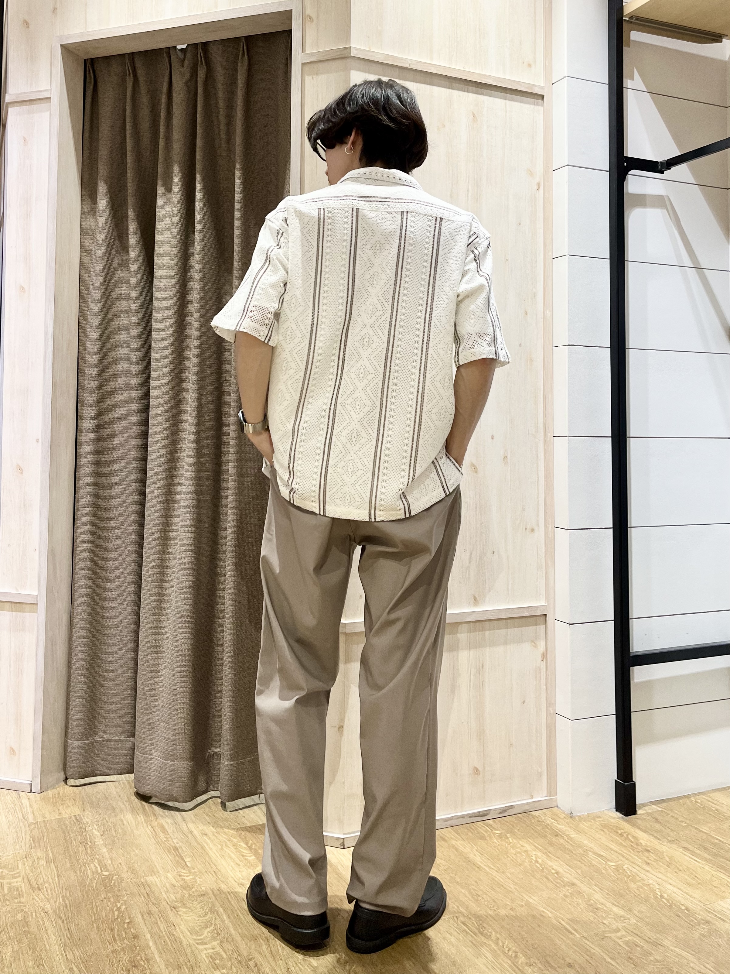 motoさんの「THE SHOP TK｜【2点セット】クラフトレース 半袖シャツ＋半袖Tシャツ」を使ったコーディネート