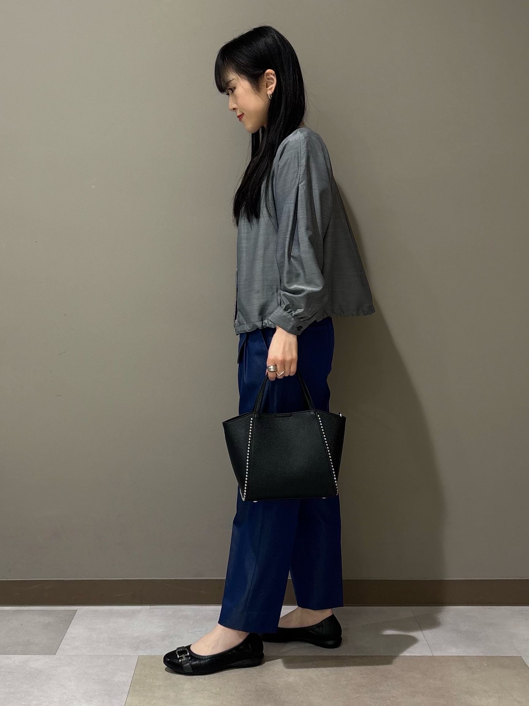 KEIKOさんの「INDIVI｜【洗える／大人シアー】エアリー バルーンブルゾン」を使ったコーディネート