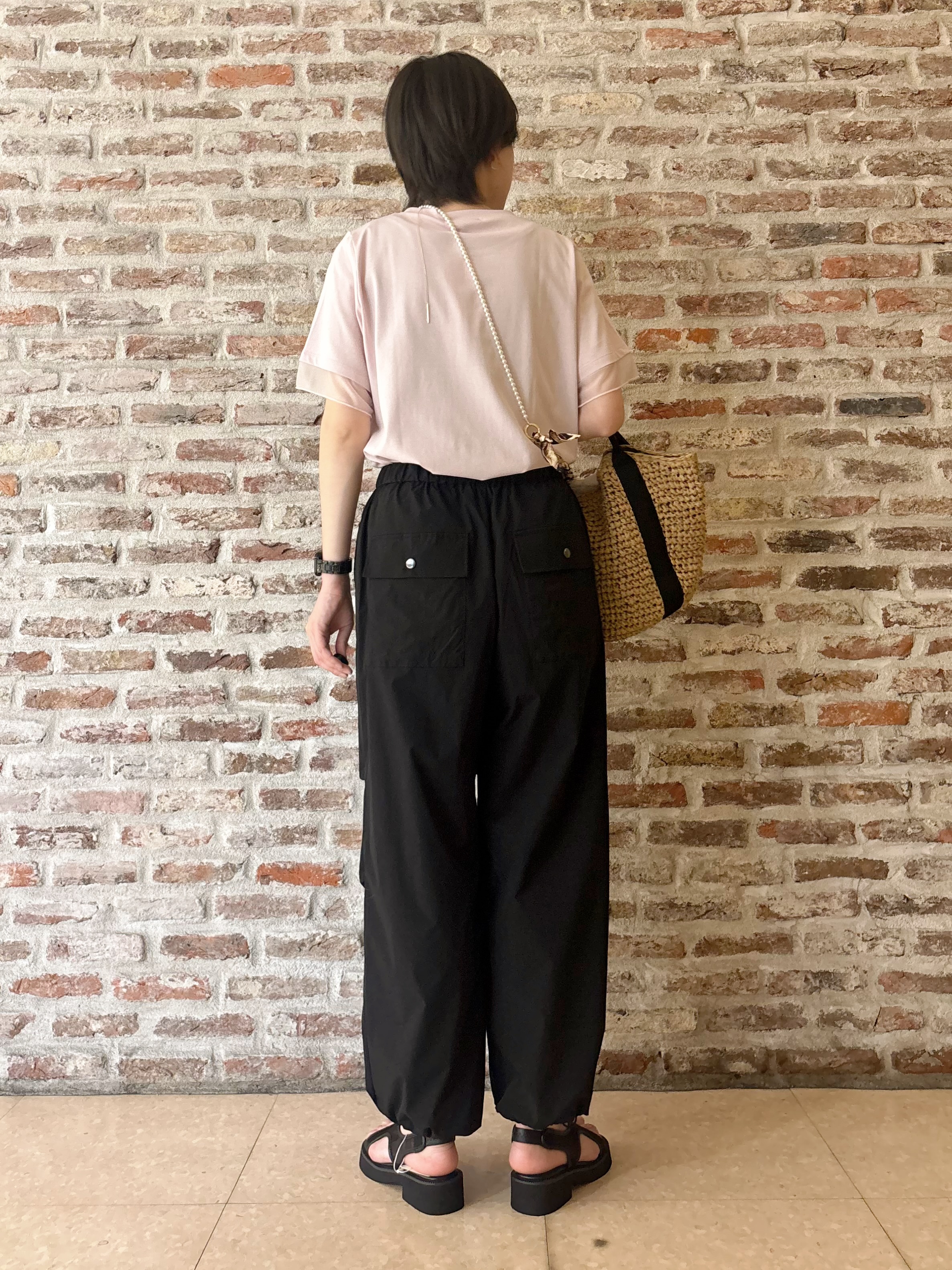 しばさんの「THE SHOP TK｜【M-XL/ひんやり】上品な透け感 袖口シアーTシャツ」を使ったコーディネート