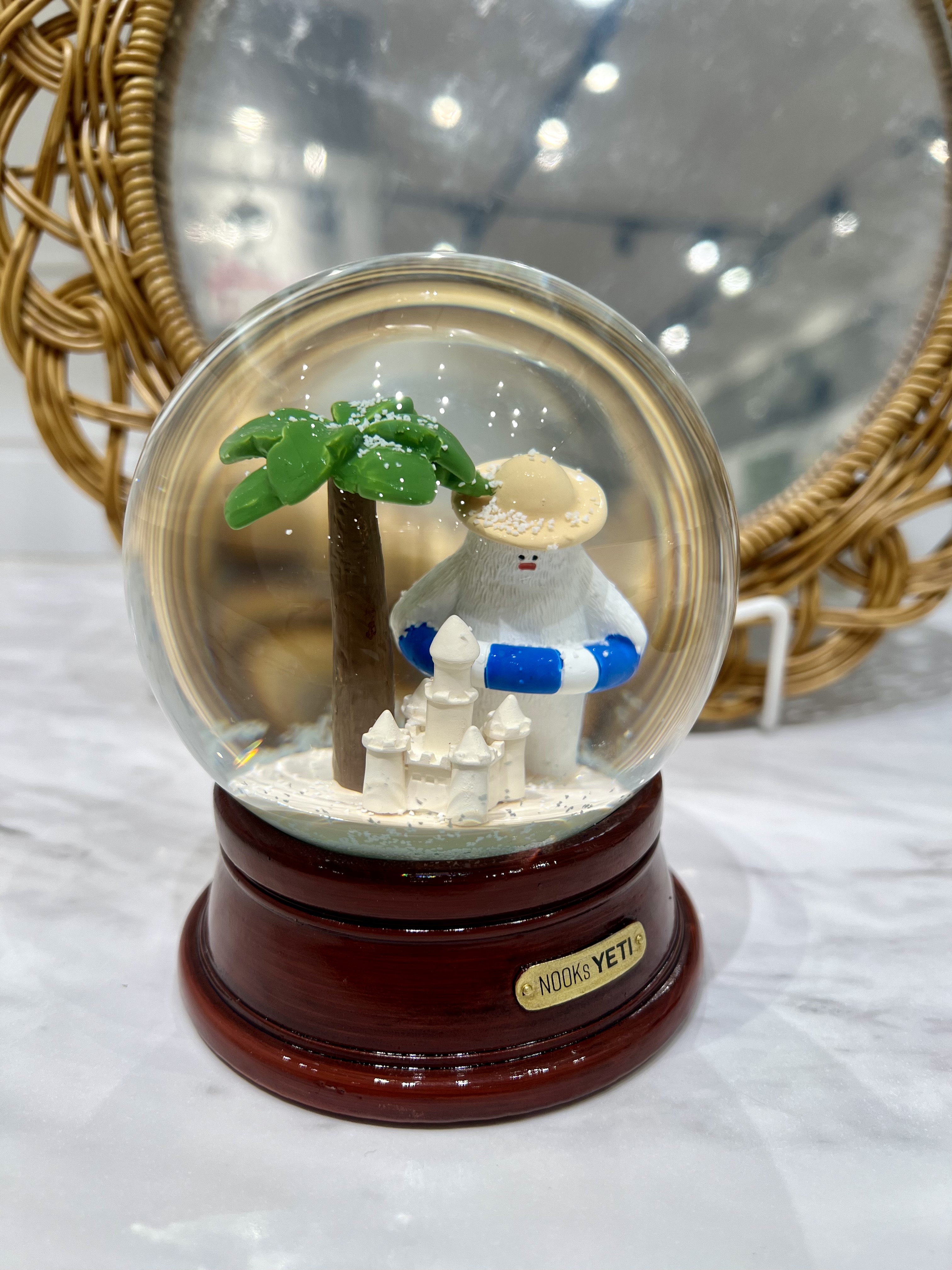 nagiさんの「212 KITCHEN STORE｜ヌークス イエティ スノードーム サマー」を使ったコーディネート