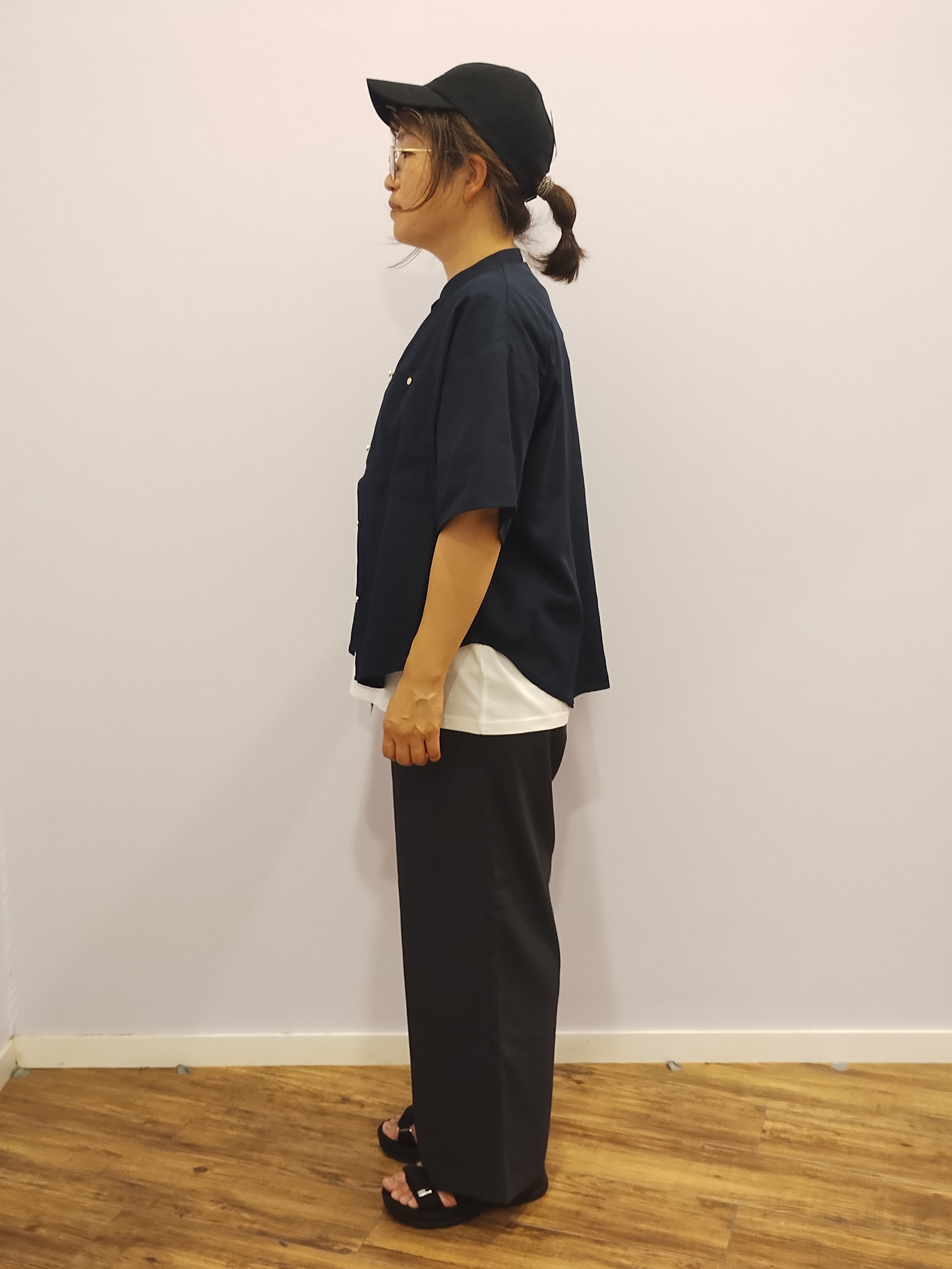 しもさんの「SHOO･LA･RUE｜【洗濯機可/S-LL】サラサラ感がここちいい 大人のひんやりプリントTシャツ」を使ったコーディネート