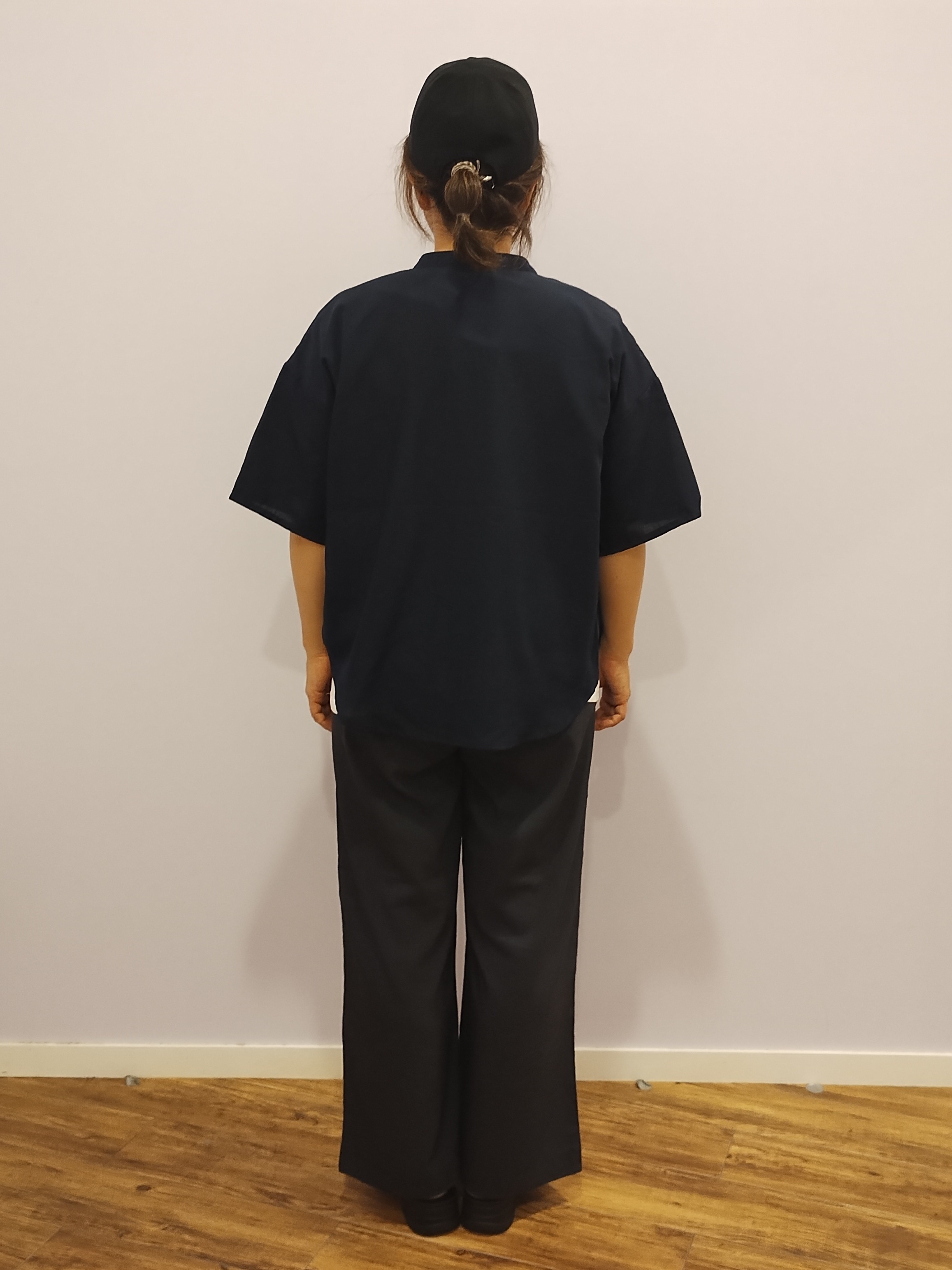 しもさんの「SHOO･LA･RUE｜【洗濯機可/S-LL】サラサラ感がここちいい 大人のひんやりプリントTシャツ」を使ったコーディネート