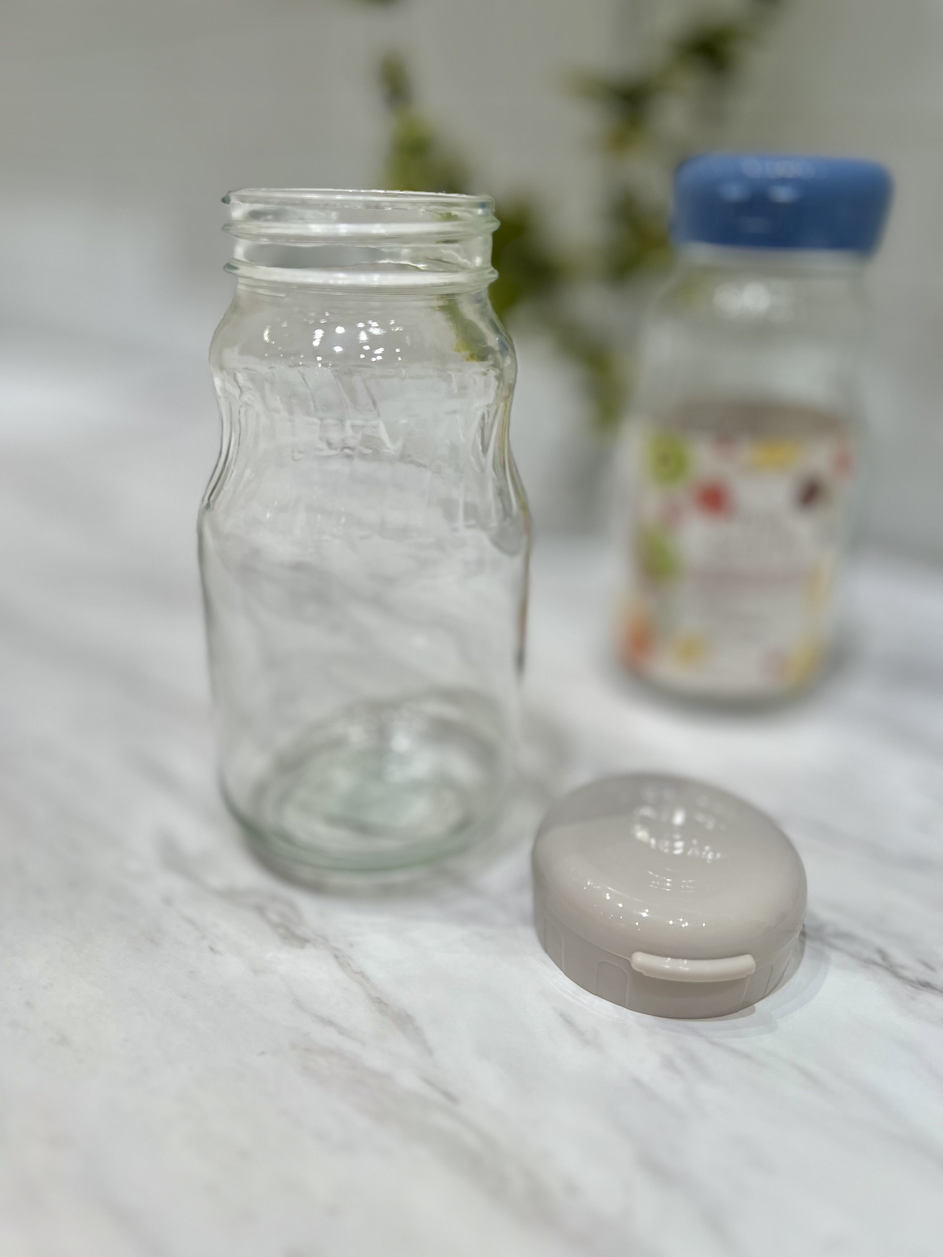 nagiさんの「212 KITCHEN STORE｜◆フルーツシロップびん ブルー」を使ったコーディネート
