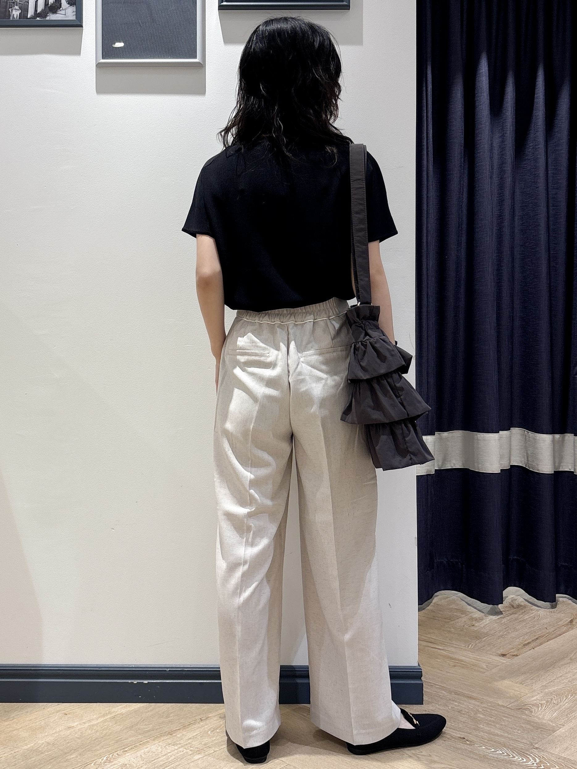 ayakaさんの「grove｜【シリーズ累計36万枚！名品ニット】やわらかドライタッチ ドルマンニット」を使ったコーディネート