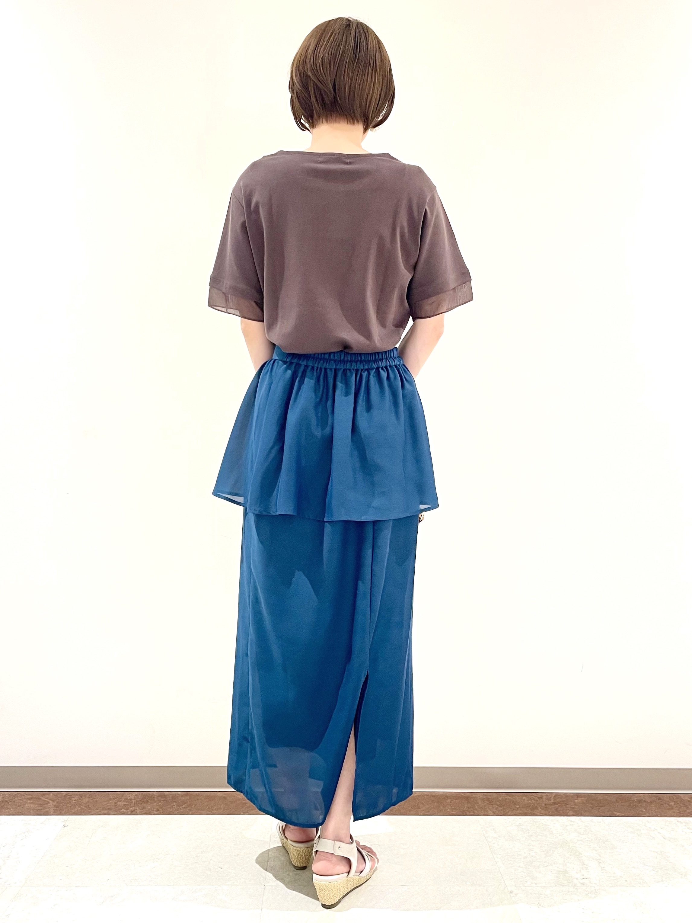 ちいはちさんの「grove｜【二の腕カバー/UVカット・ひんやり】袖口シアースクエアネックTシャツ」を使ったコーディネート