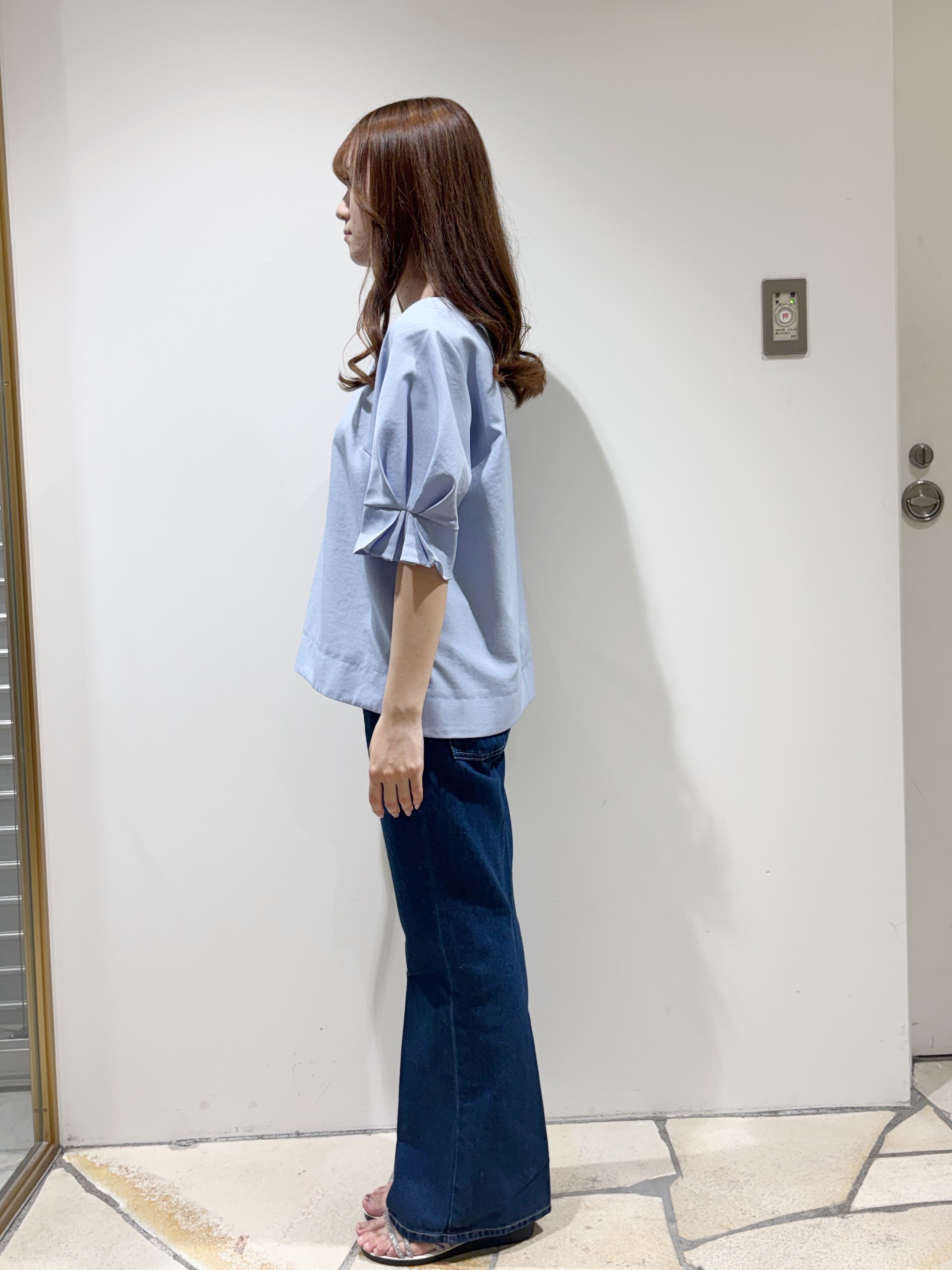 みあたんさんの「index｜【接触冷感】タックパフスリーブブラウス《吸水速乾／防シワ／洗濯機OK／XS～3L／6col》」を使ったコーディネート