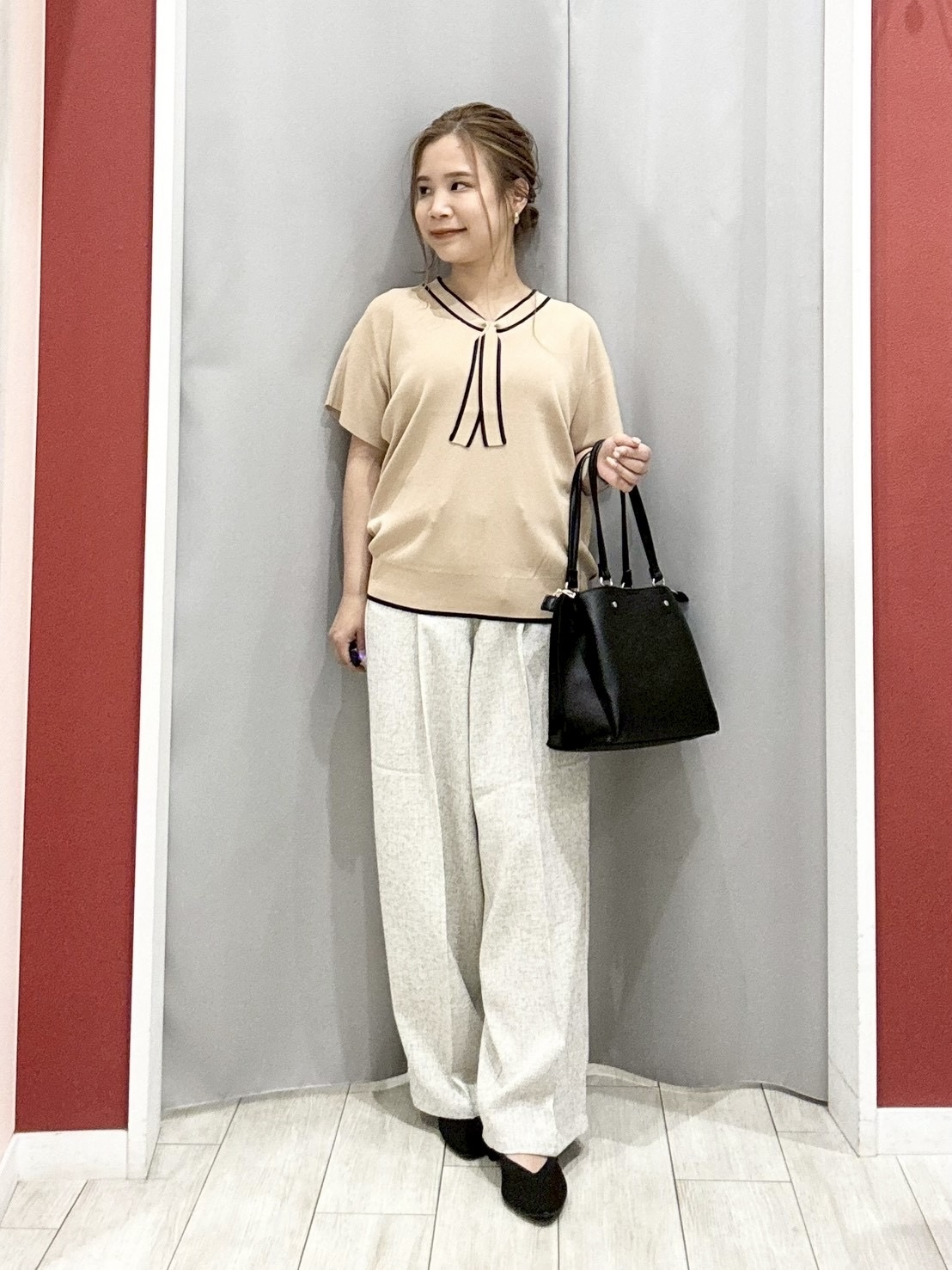 shioさんの「SHOO･LA･RUE｜【ひんやり/洗濯機可/S-LL】オンにもオフにも マルチに使えるボタンレスカーディガン」を使ったコーディネート