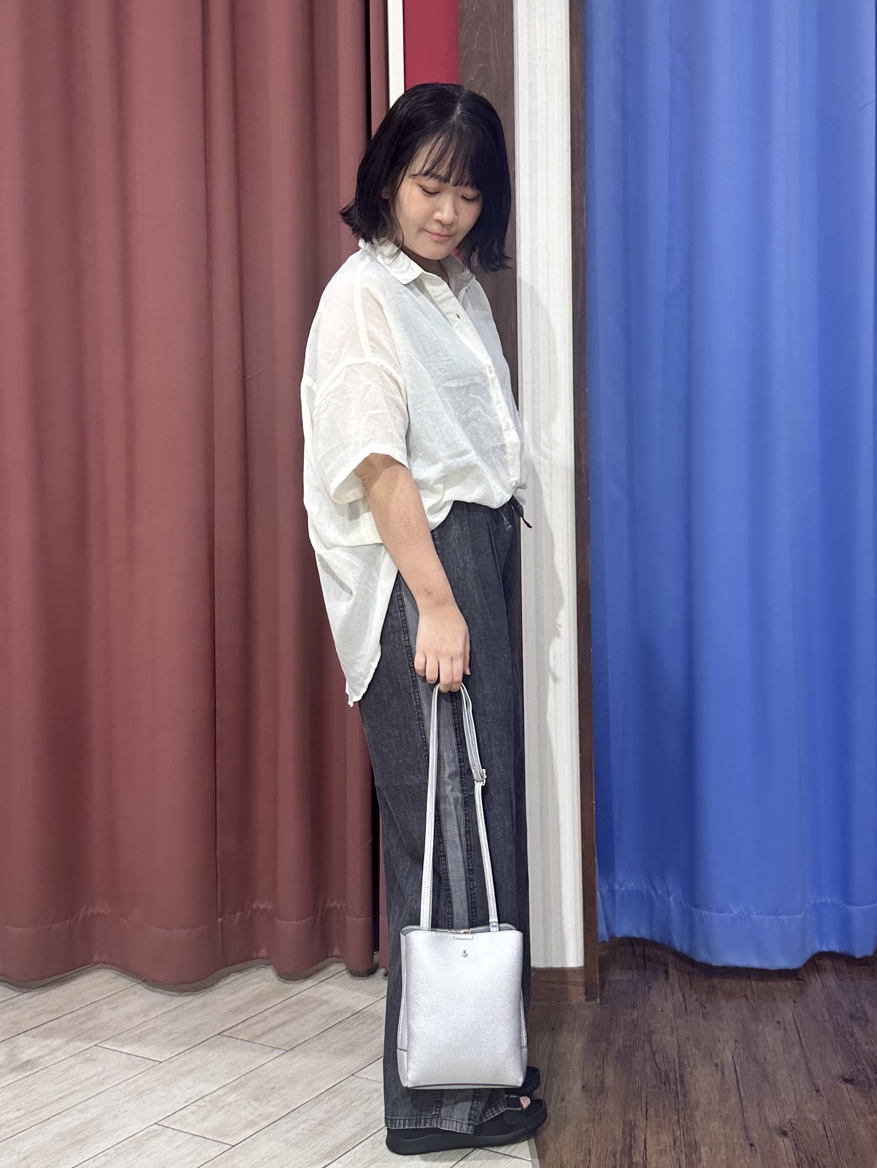 Meeさんの「SHOO･LA･RUE｜【前後2WAY/洗濯機可/S-LL】毎日のお供に ランダムテレコタンクトップ」を使ったコーディネート