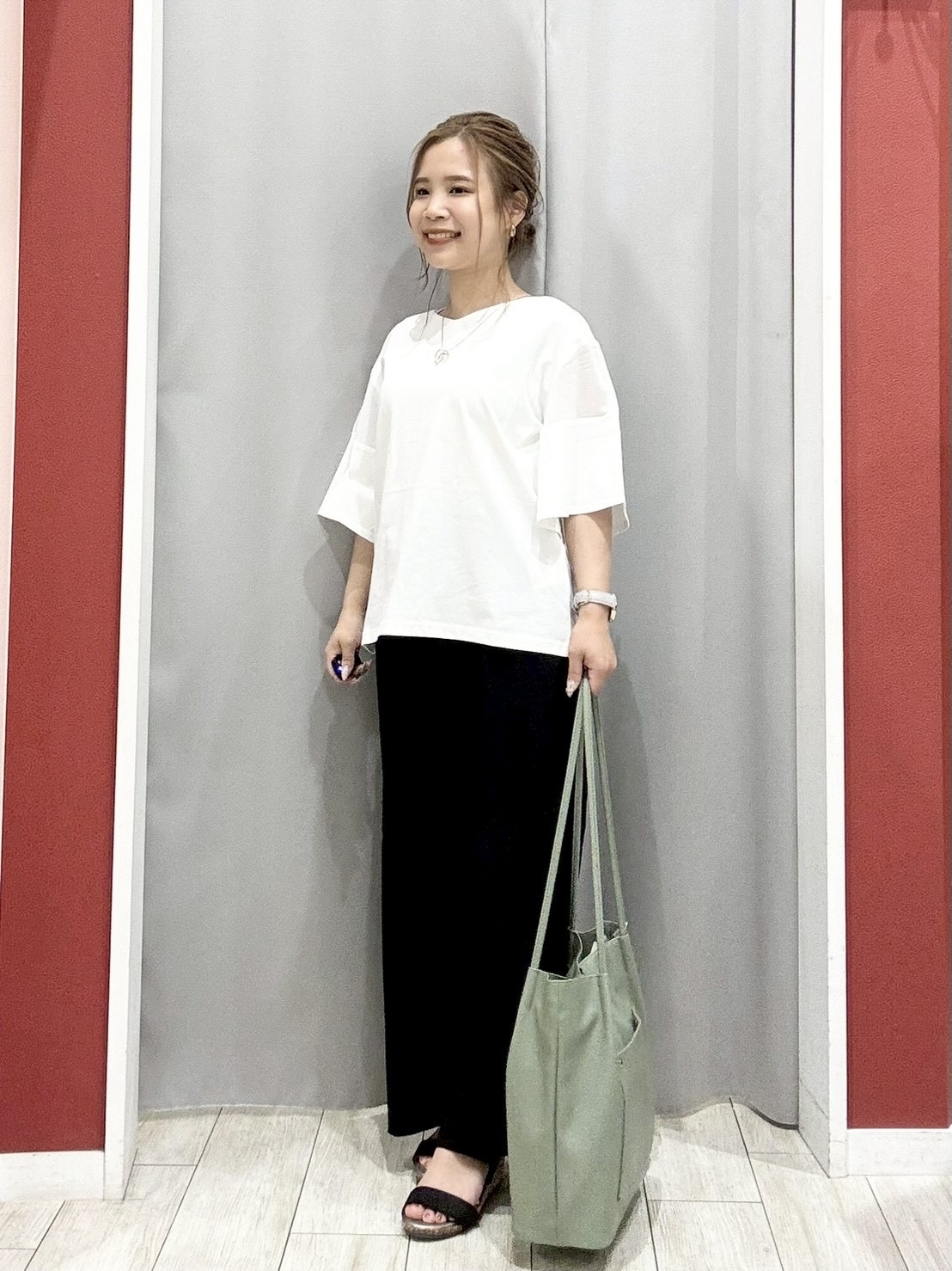 shioさんの「SHOO･LA･RUE｜【S-LL】ナチュラルに決まる 半袖シアーシャツジャケット」を使ったコーディネート