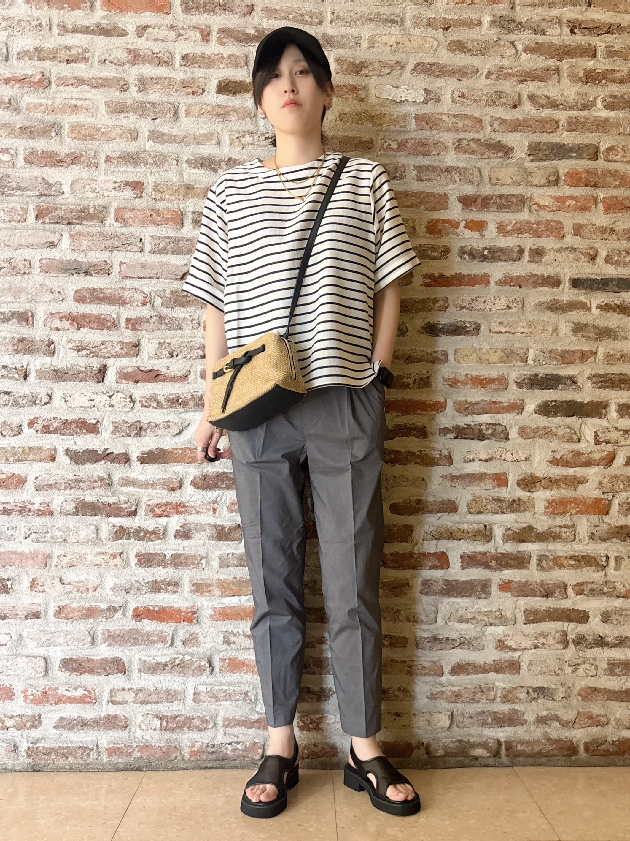 しばさんの「THE SHOP TK｜【M-XL/二の腕カバー】さらり麻調メッシュ5分袖ブラウス」を使ったコーディネート