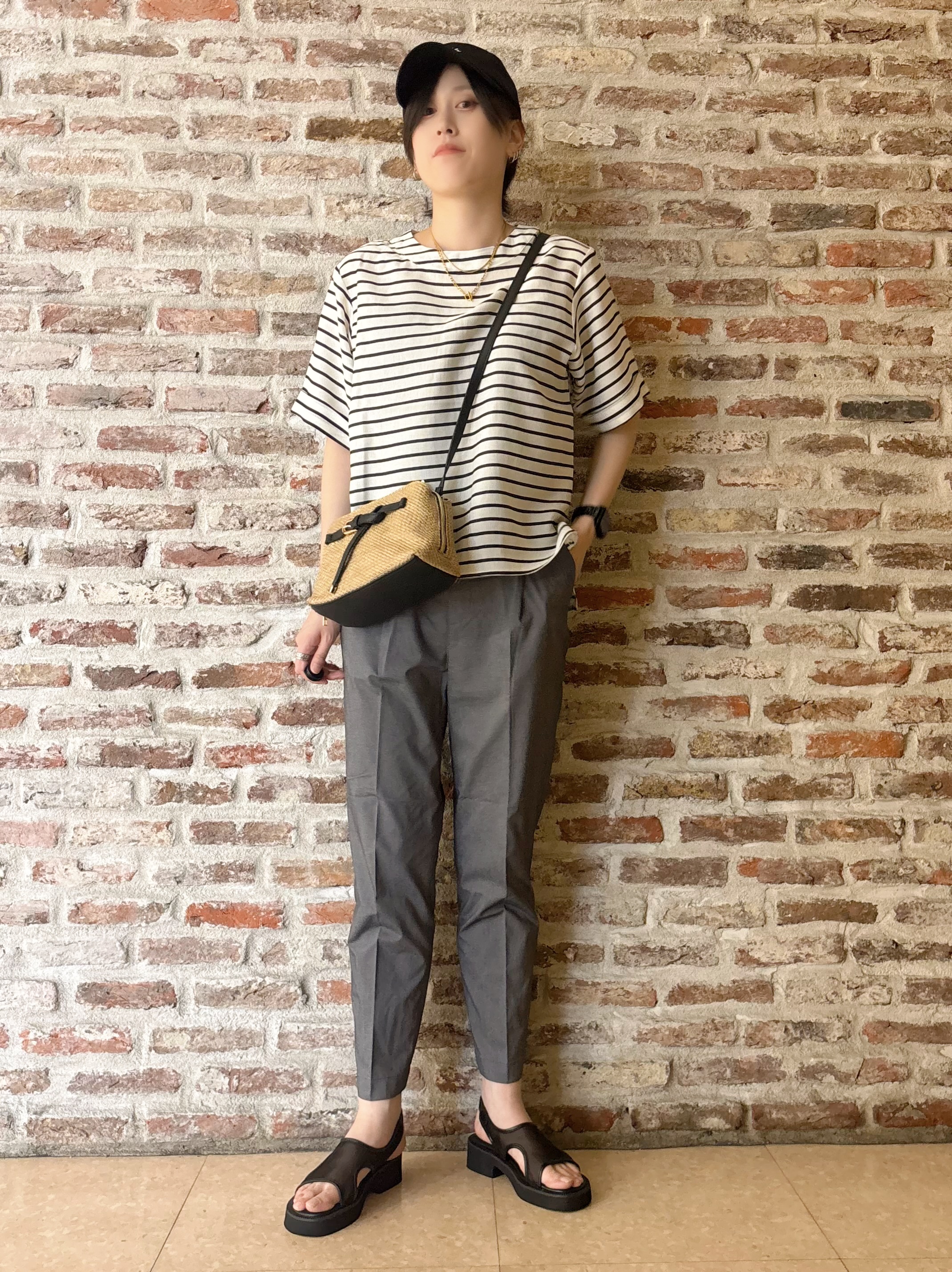 しばさんの「THE SHOP TK｜【M-XL/二の腕カバー】さらり麻調メッシュ5分袖ブラウス」を使ったコーディネート