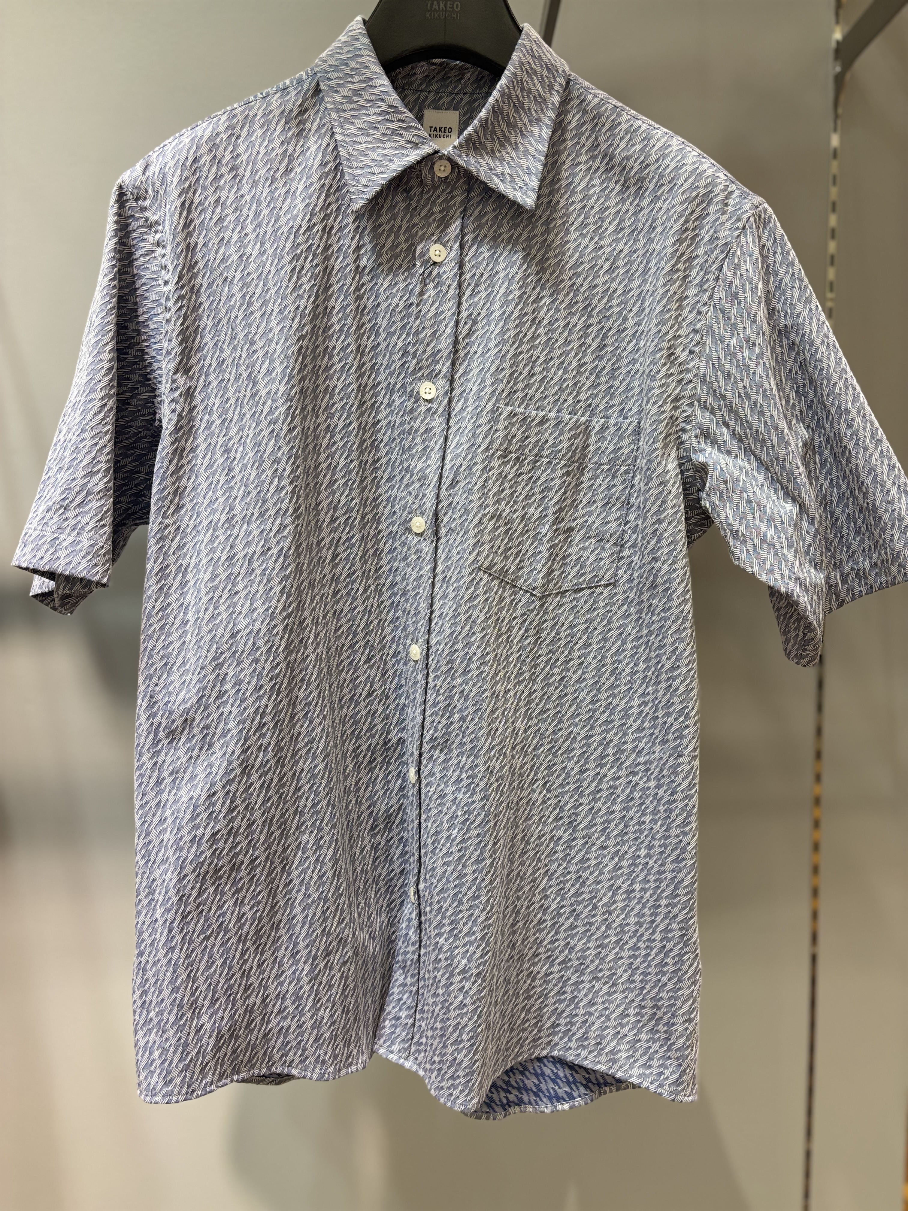 ヒナさんの「TAKEO KIKUCHI｜播州織り 千鳥 半袖シャツ」を使ったコーディネート