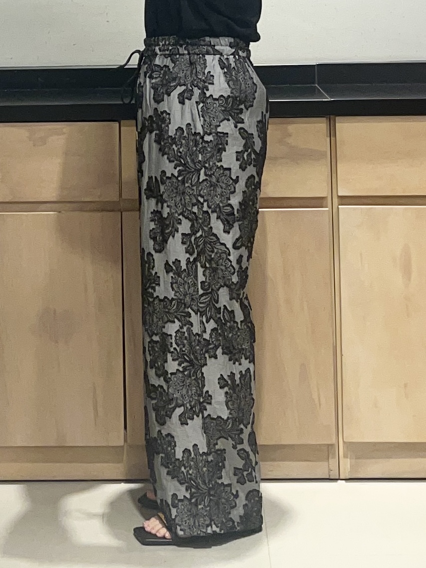 かのさんの「THE SHOP TK｜【S-XL/ひんやりタッチ】多機能フレンチスリーブニット 洗濯機OK/UVケア/毛玉になりにくい」を使ったコーディネート