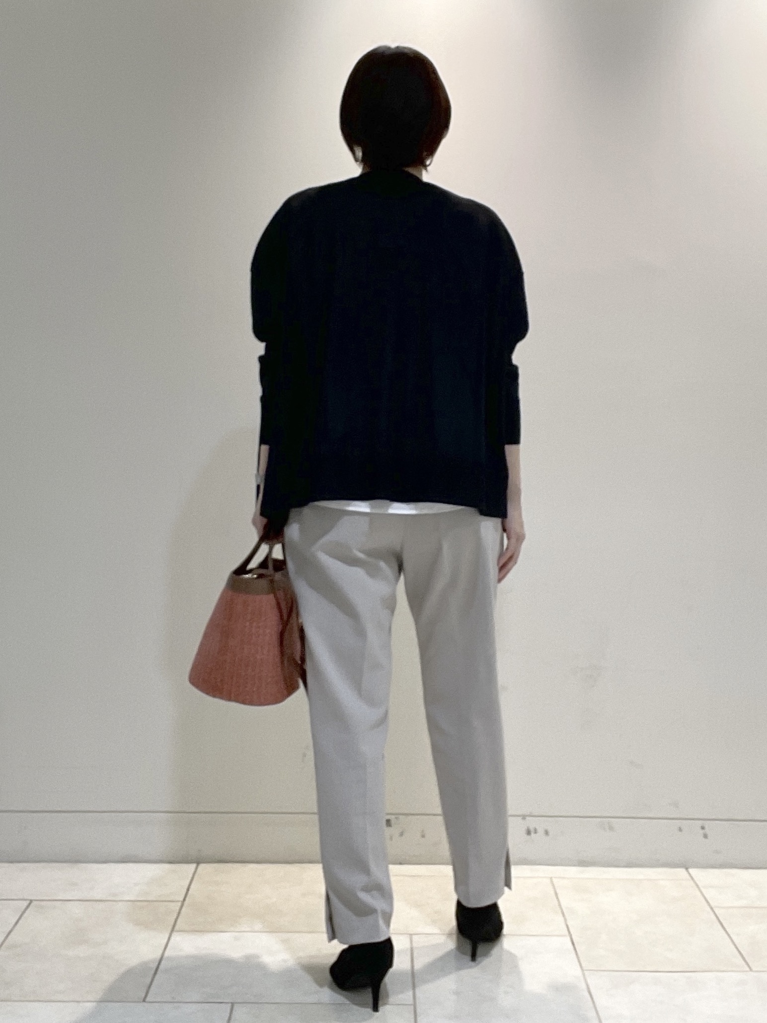 フミさんの「Reflect｜【冷房対策に◎】すっきり見え着流しカーディガン」を使ったコーディネート
