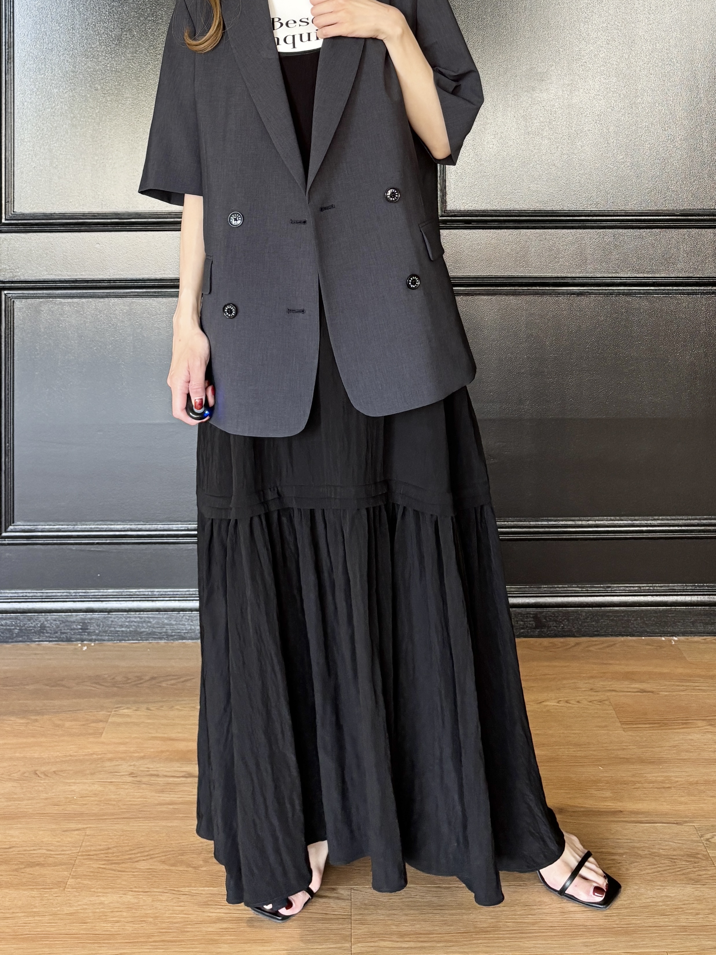 清水夏姫さんの「DRESSTERIOR｜【otonaMUSE5月号掲載】スキニーベルトサンダル」を使ったコーディネート