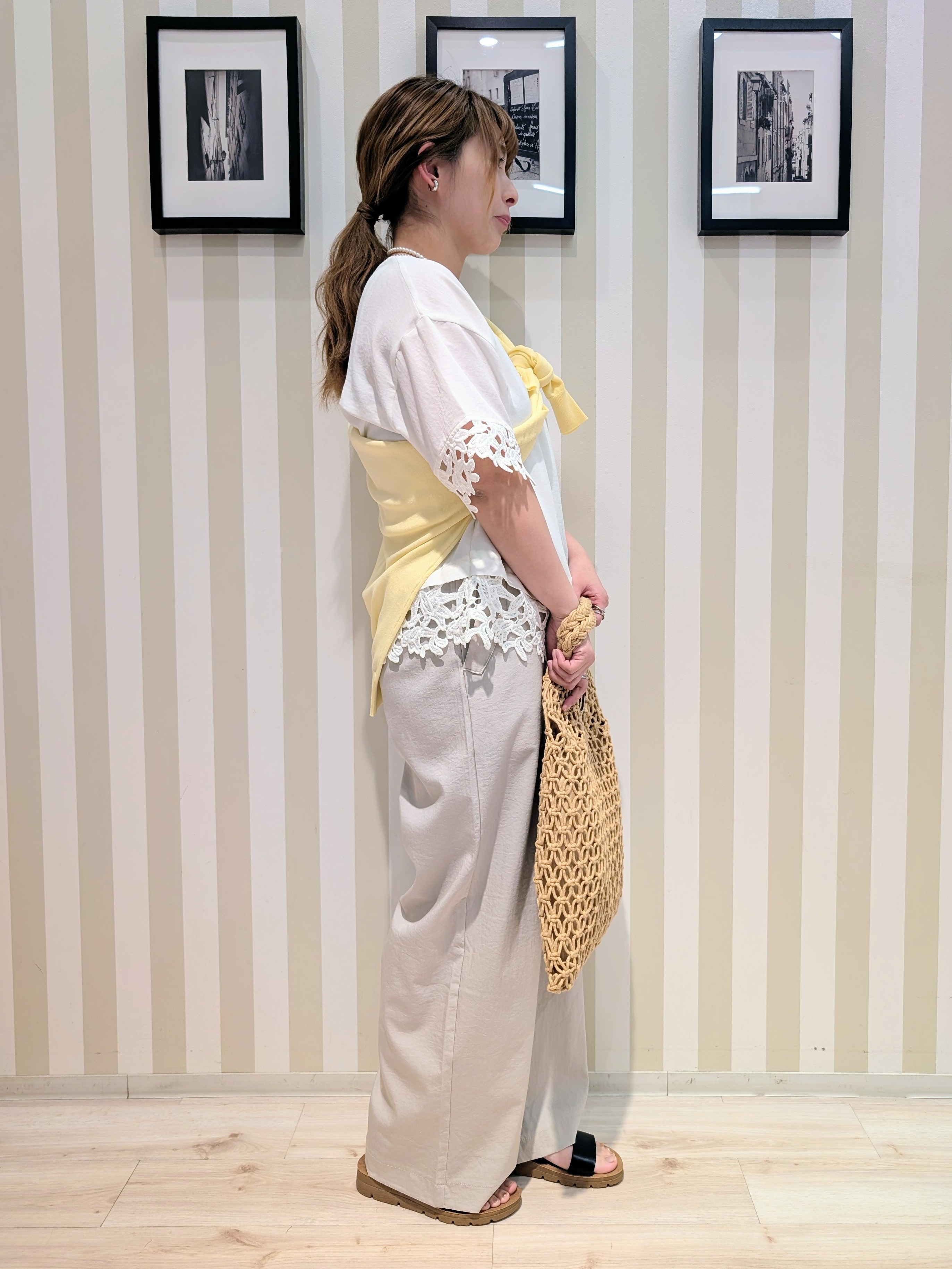 otaさんの「SHOO･LA･RUE｜【ひんやり/洗濯後しわになりにくい/S-LL】コーデの主役になる レース付きブラウス」を使ったコーディネート