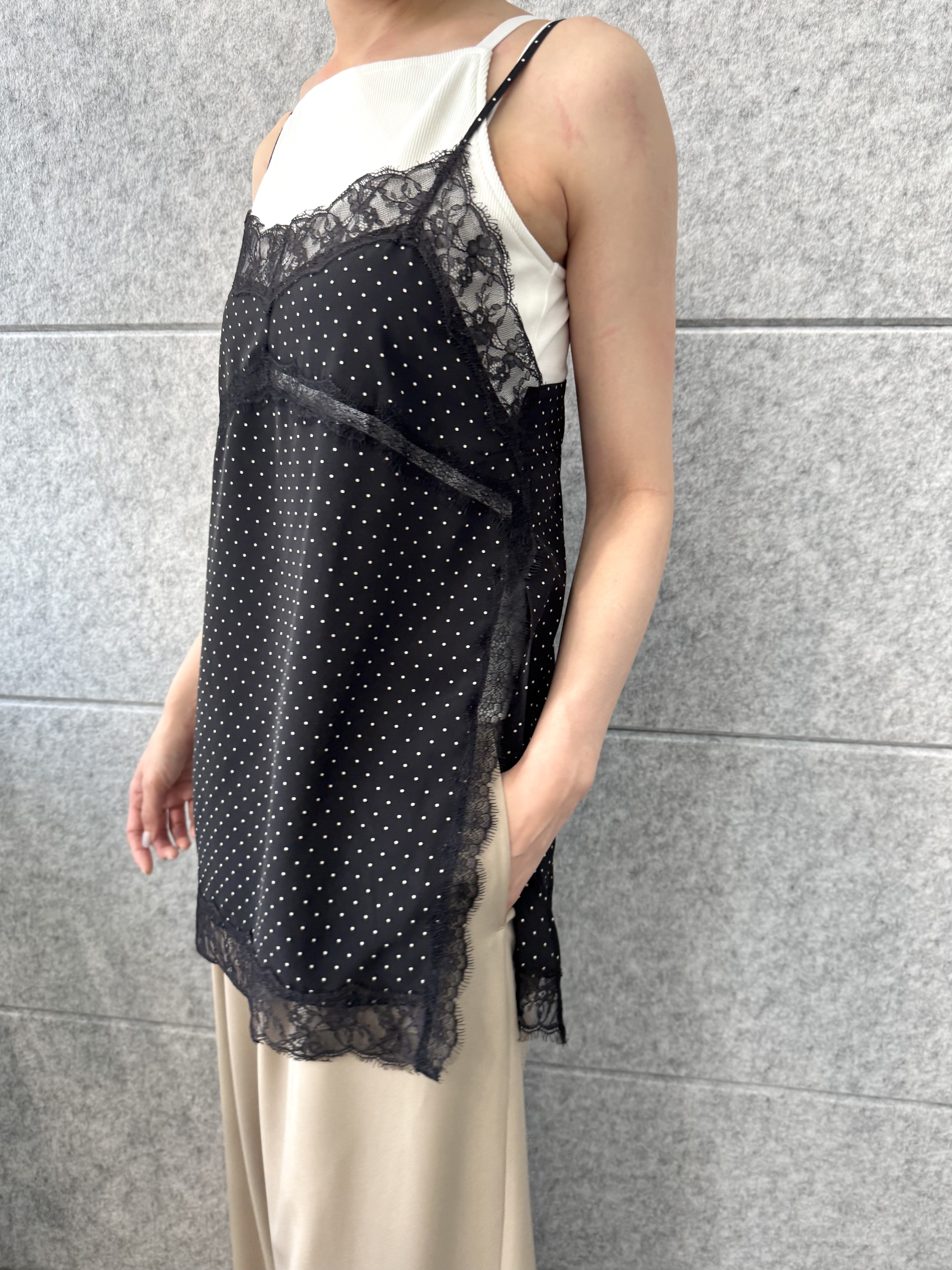 uchi__yamaさんの「CODE A｜zip wide pants」を使ったコーディネート