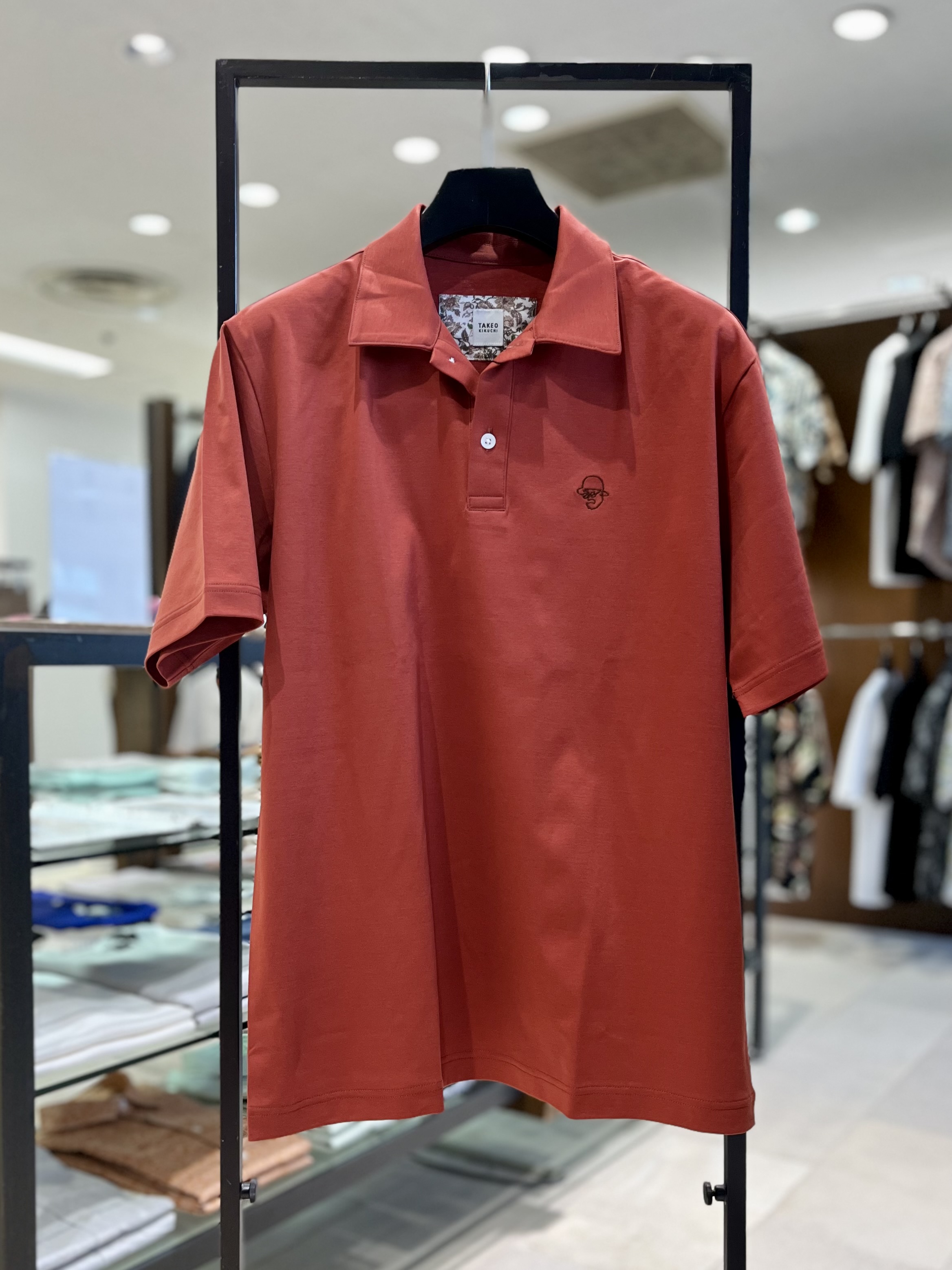 uedaさんの「TAKEO KIKUCHI｜【接触冷感】アイスクリアコットン ワンポイント ポロシャツ」を使ったコーディネート
