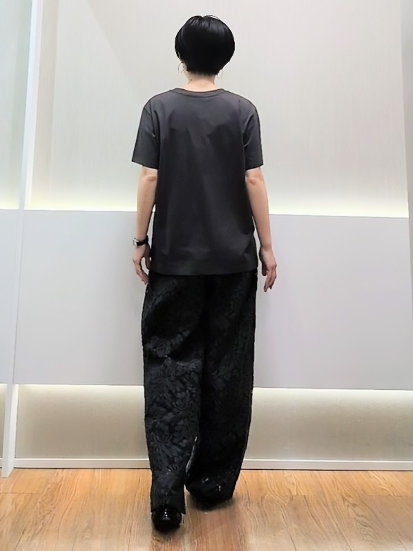 ミズタさんの「UNTITLED｜【古畑星夏さん着用/ロゴ/プリント】グラフィックTシャツ」を使ったコーディネート