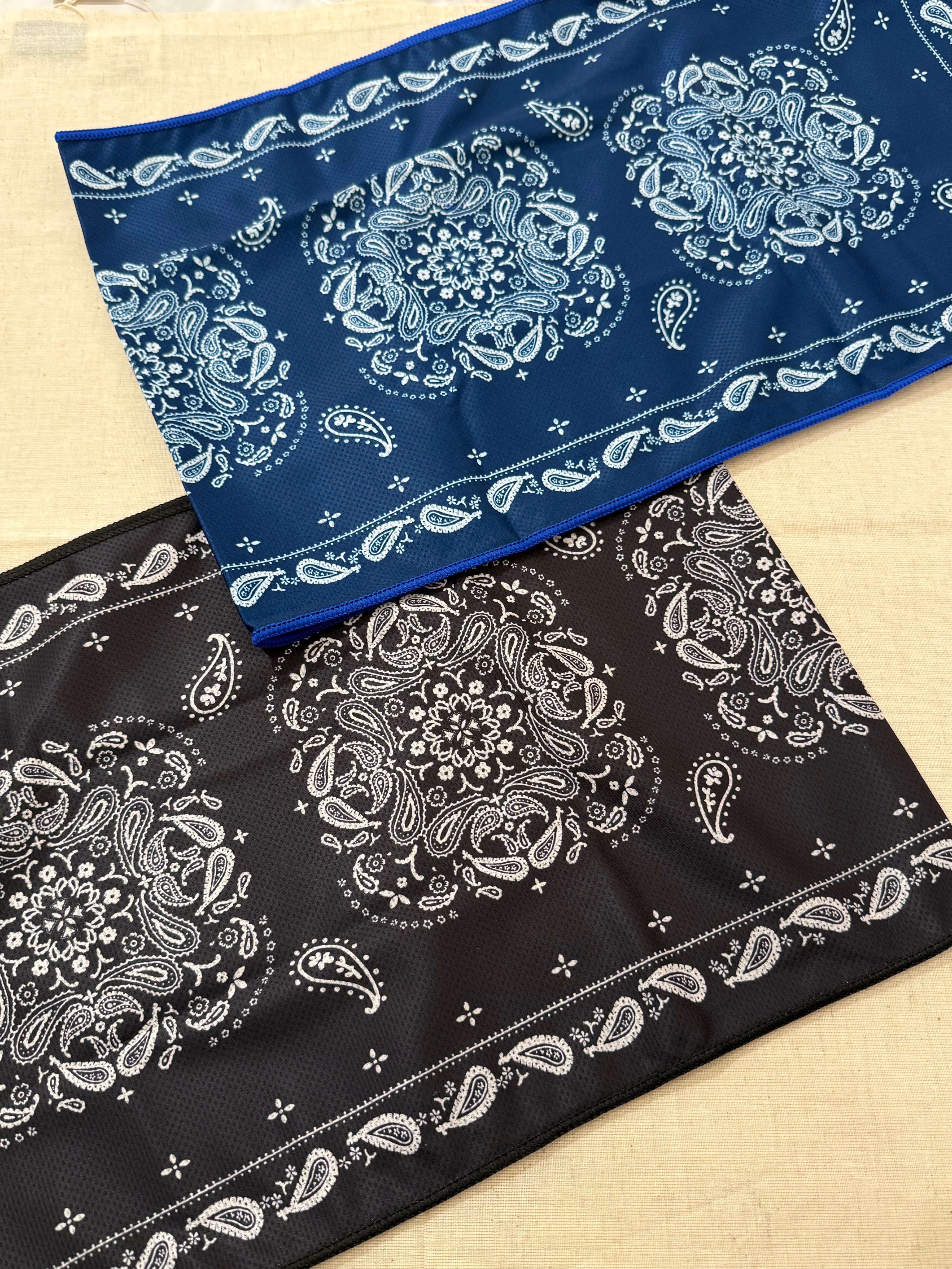enさんの「212 KITCHEN STORE｜PAISLEY クールタオル BK」を使ったコーディネート