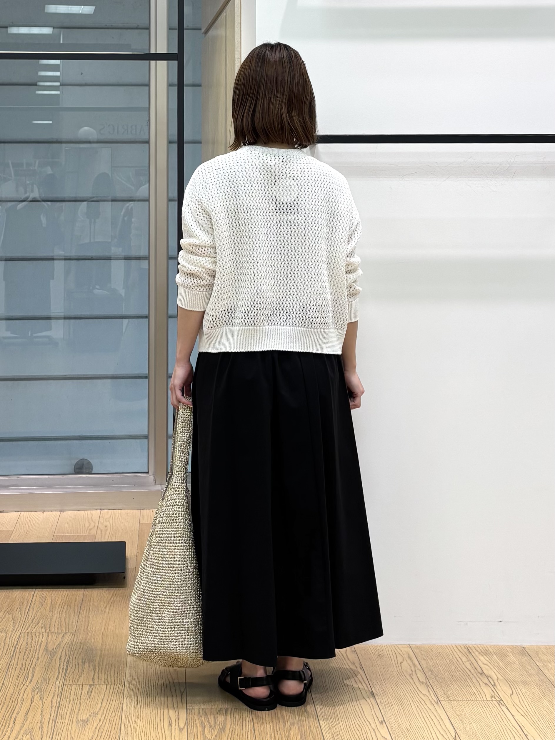 asamiさんの「INDIVI｜【洗える／軽やか】フリル衿ギャザーブラウス」を使ったコーディネート