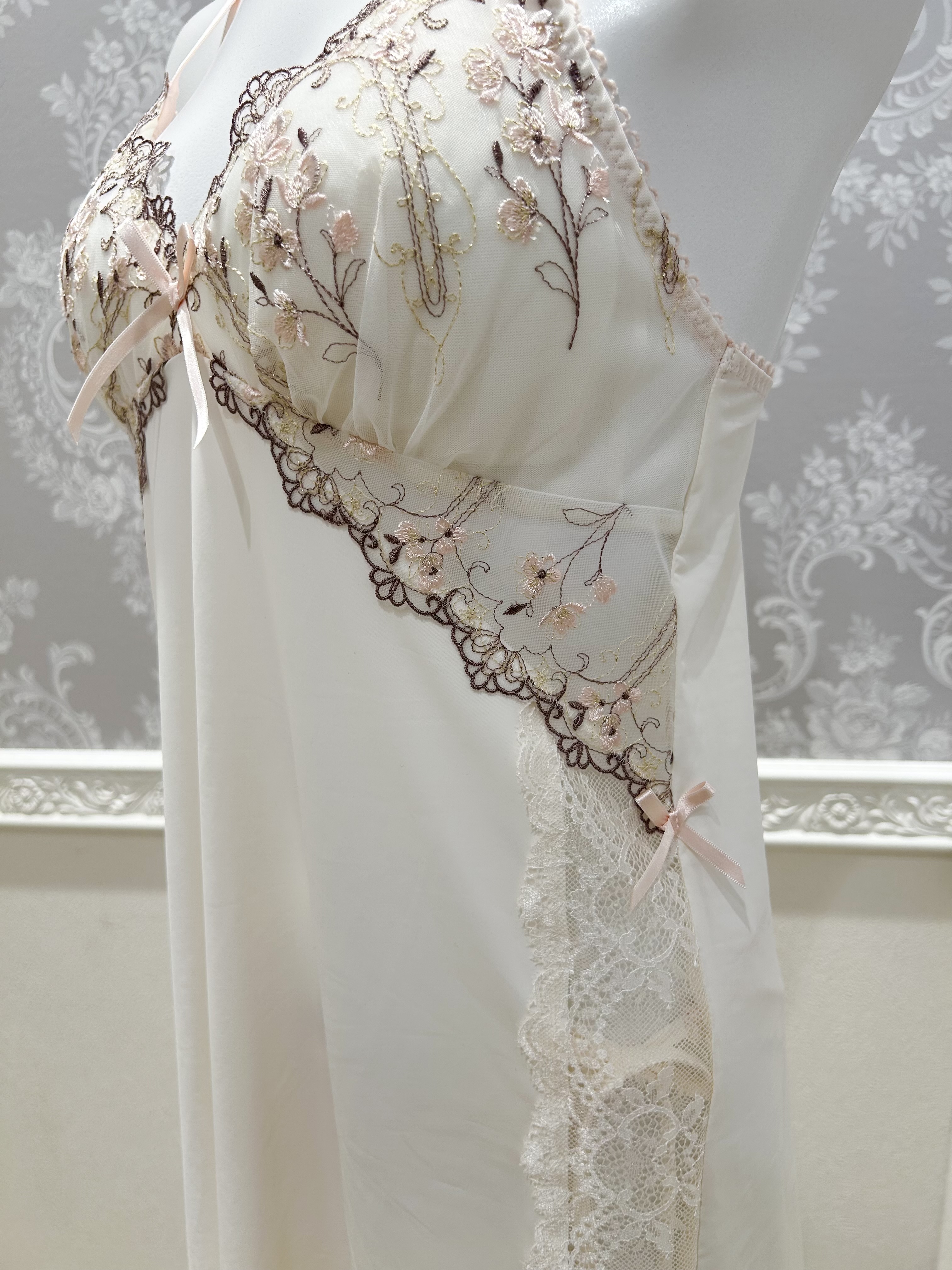 hachiさんの「Risa Magli｜カイリー ブラジャー (B-C) ＜Side Shape（サイドシェイプ）＞」を使ったコーディネート