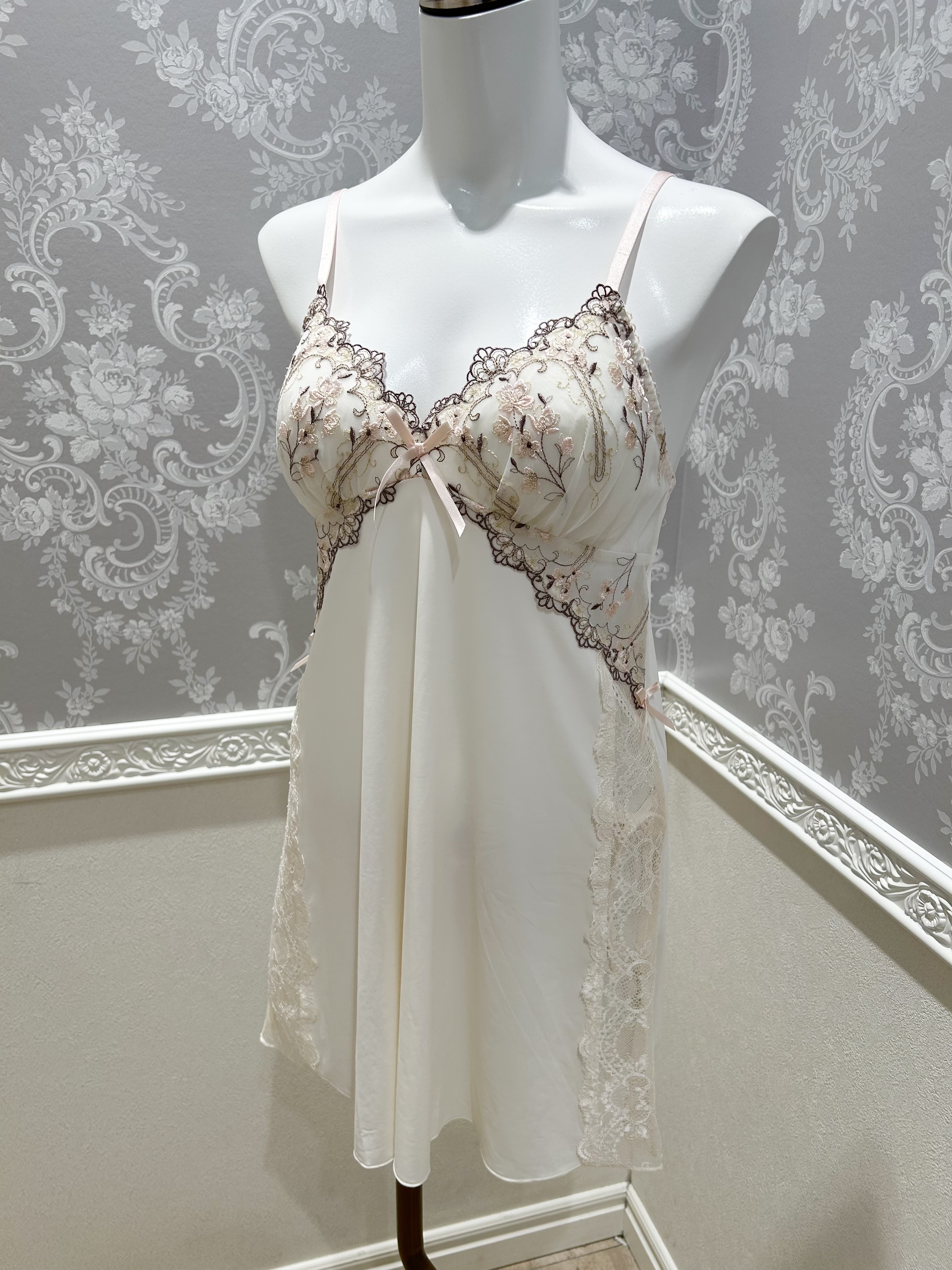 hachiさんの「Risa Magli｜カイリー ブラジャー (B-C) ＜Side Shape（サイドシェイプ）＞」を使ったコーディネート