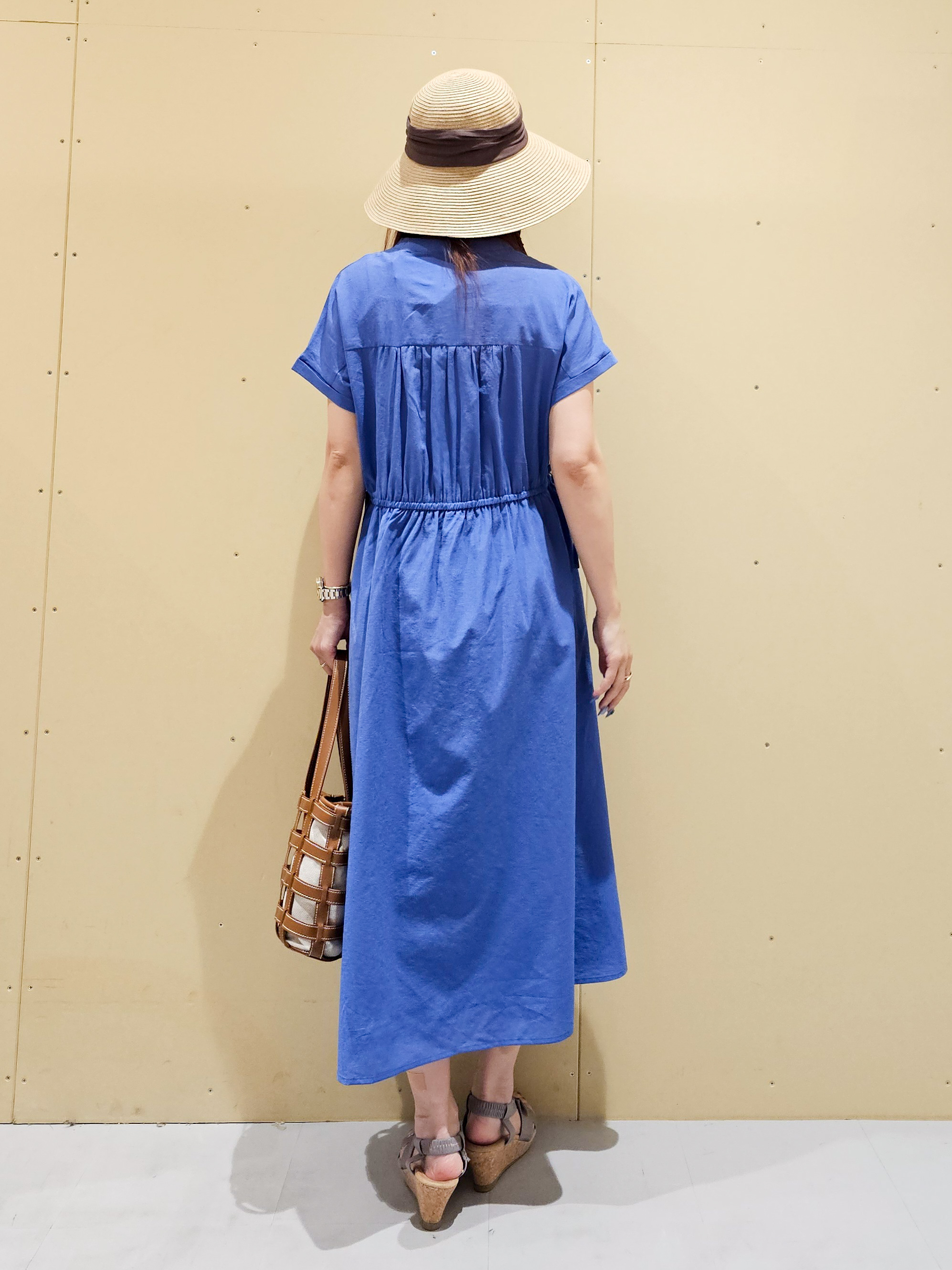 ゆゆさんの「SHOO･LA･RUE｜【ひんやり/UV/吸水速乾/洗濯機可】さらり快適 ギャザーリボンワンピース」を使ったコーディネート