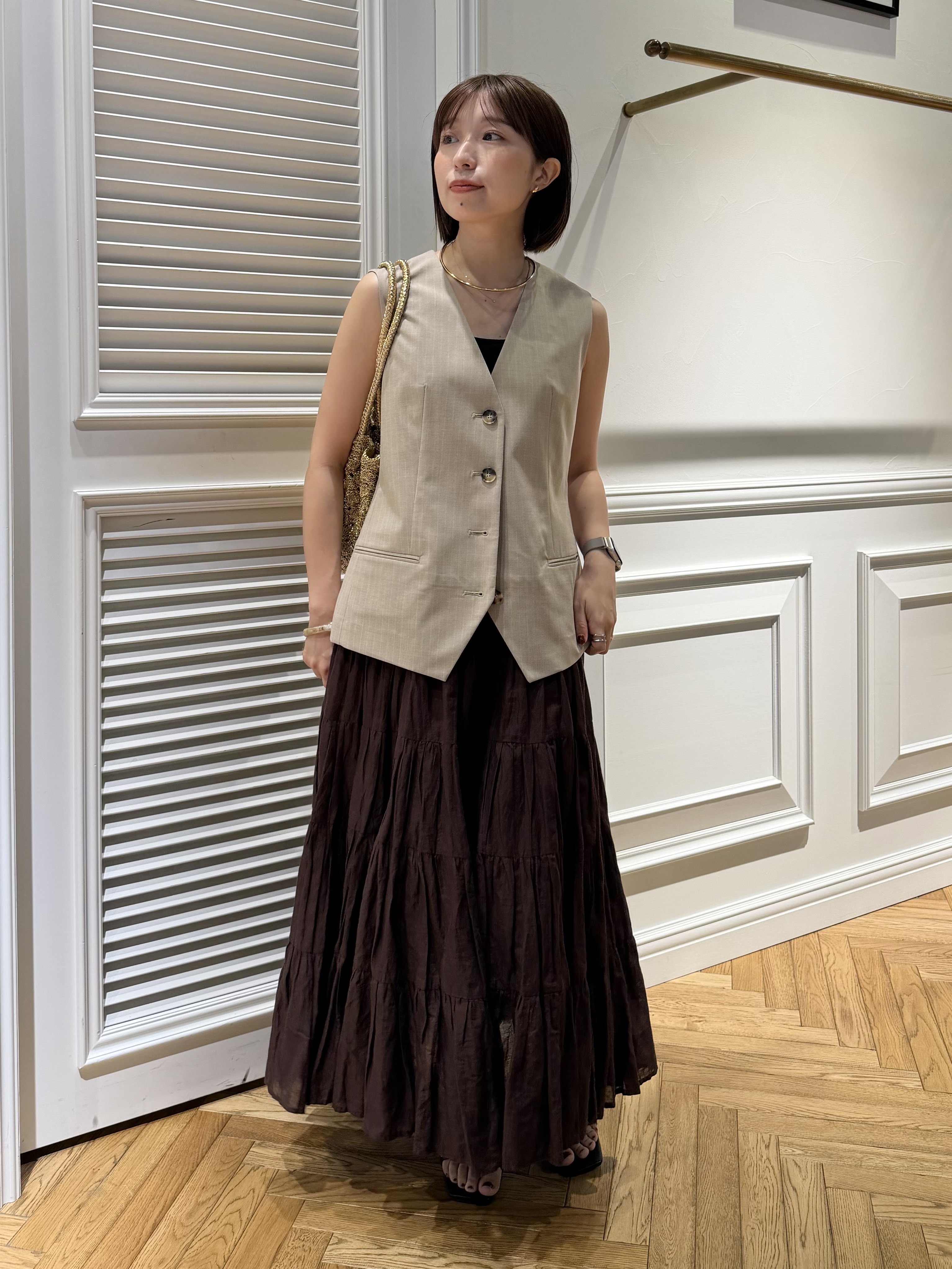つじ まこさんの「DRESSTERIOR｜【セットアップ可/ウォッシャブル】セットアップストライプジレ」を使ったコーディネート