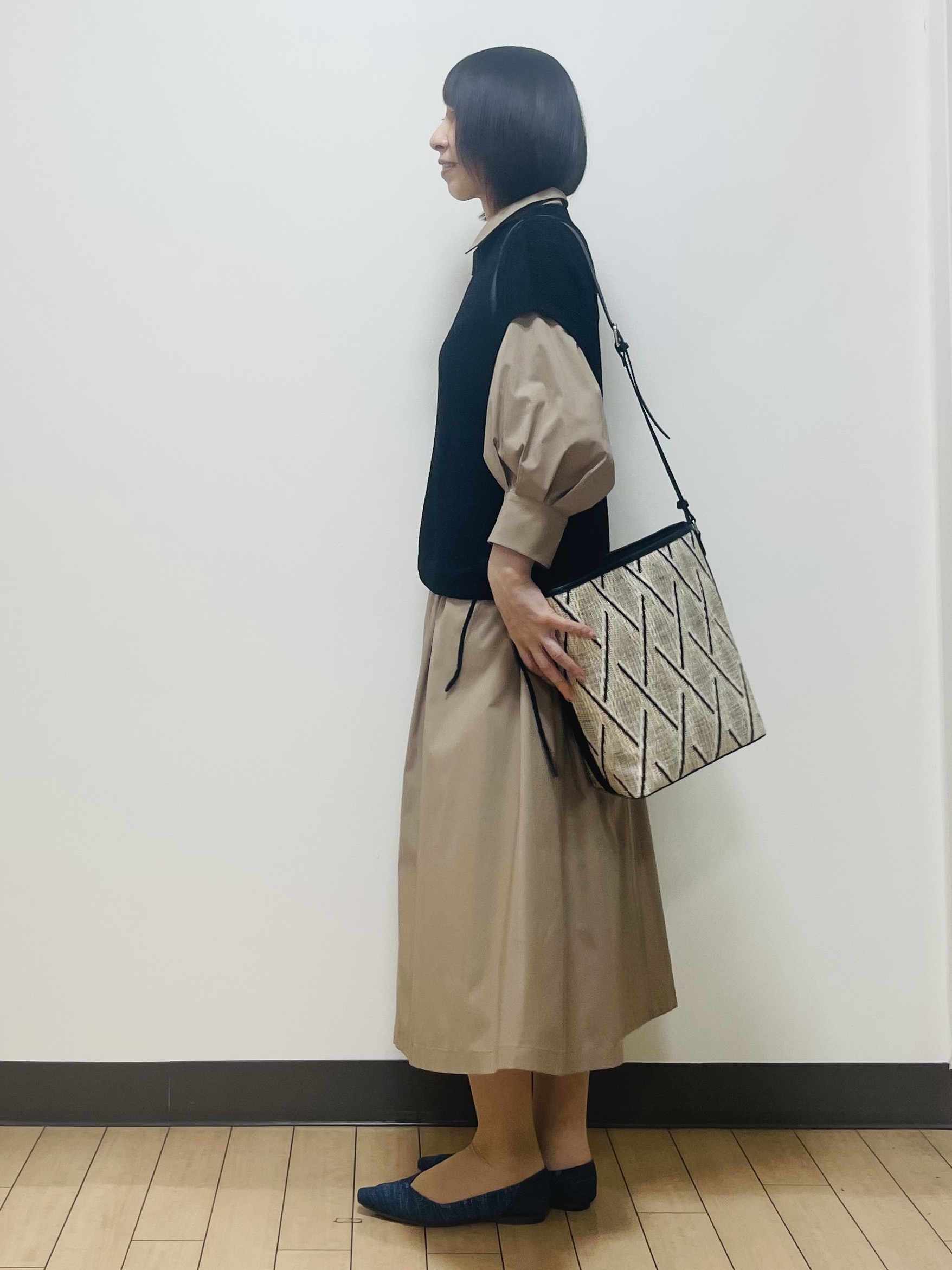 Riiさんの「Reflect｜タイプライターシャツロングワンピース」を使ったコーディネート