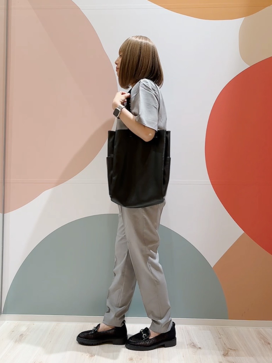 長男さんの「SHOO･LA･RUE｜【洗濯機可/S-LL】コーデのさりげないアクセントに　きらきらラメタンクトップ」を使ったコーディネート