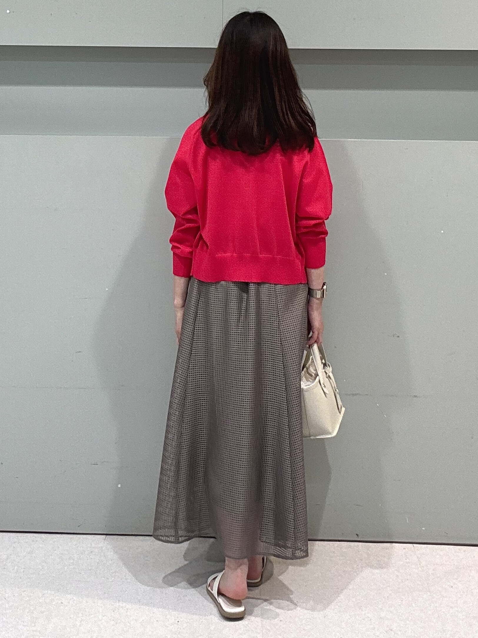 makiさんの「UNTITLED｜【アンサンブル可/日除け・冷房対策】シアーレーヨンZIPカーディガン」を使ったコーディネート