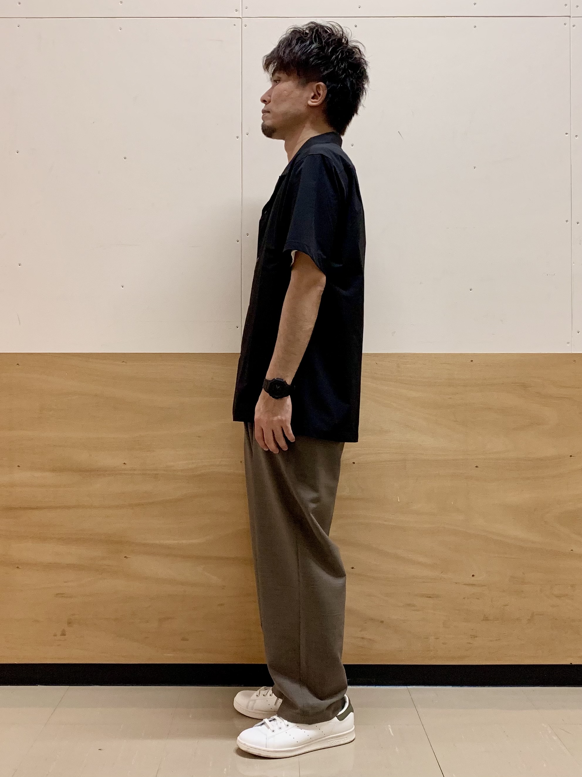 MATUさんの「THE SHOP TK｜【KURO】 ポリバレント半袖シャツ 接触冷感/UVカット/洗濯機OK」を使ったコーディネート