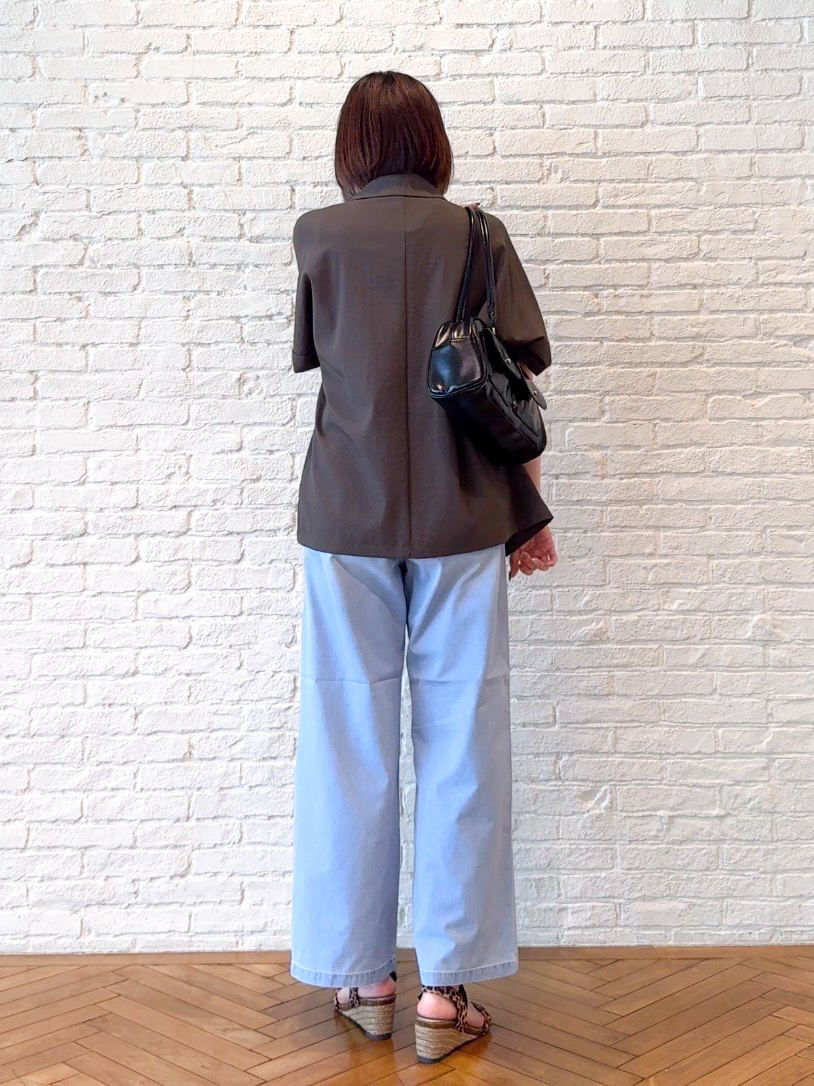 𝐜𝐡𝐢𝐤𝐚さんの「SHOO･LA･RUE｜【高レビュー/洗濯機可/セットアップ可】軽凛(かろりん) ひんやり半袖ジャケット」を使ったコーディネート