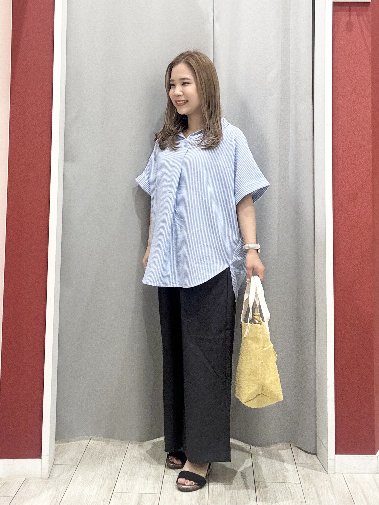 shioさんの「SHOO･LA･RUE｜【ひんやり/UV】インせず着られる フレンチリネンスキッパーシャツ」を使ったコーディネート