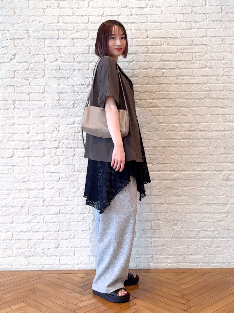 𝐜𝐡𝐢𝐤𝐚さんの「SHOO･LA･RUE｜【高レビュー/洗濯機可/セットアップ可】軽凛(かろりん) ひんやり半袖ジャケット」を使ったコーディネート