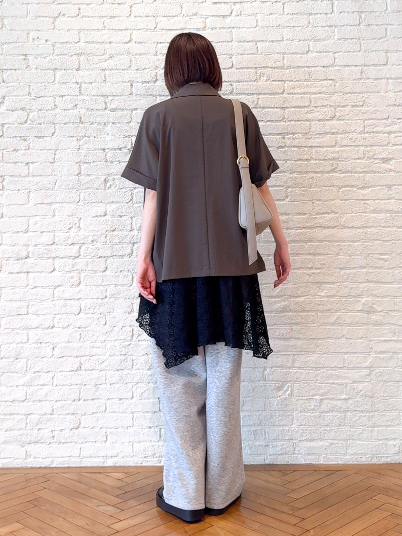 𝐜𝐡𝐢𝐤𝐚さんの「SHOO･LA･RUE｜【高レビュー/洗濯機可/セットアップ可】軽凛(かろりん) ひんやり半袖ジャケット」を使ったコーディネート