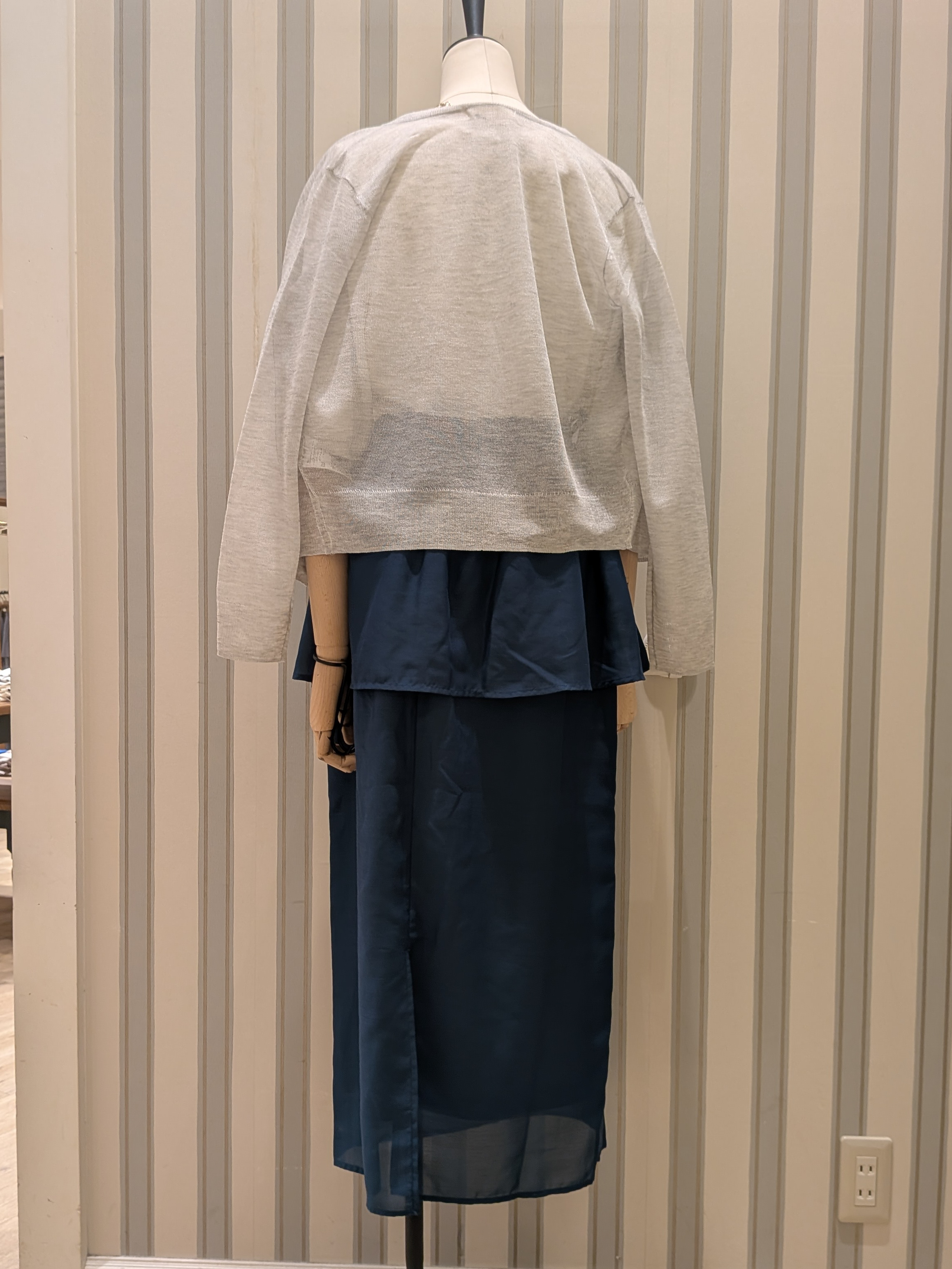 ちゃさんの「grove｜高評価！【洗える/名品】大人の透け感、シアーカーディガン」を使ったコーディネート