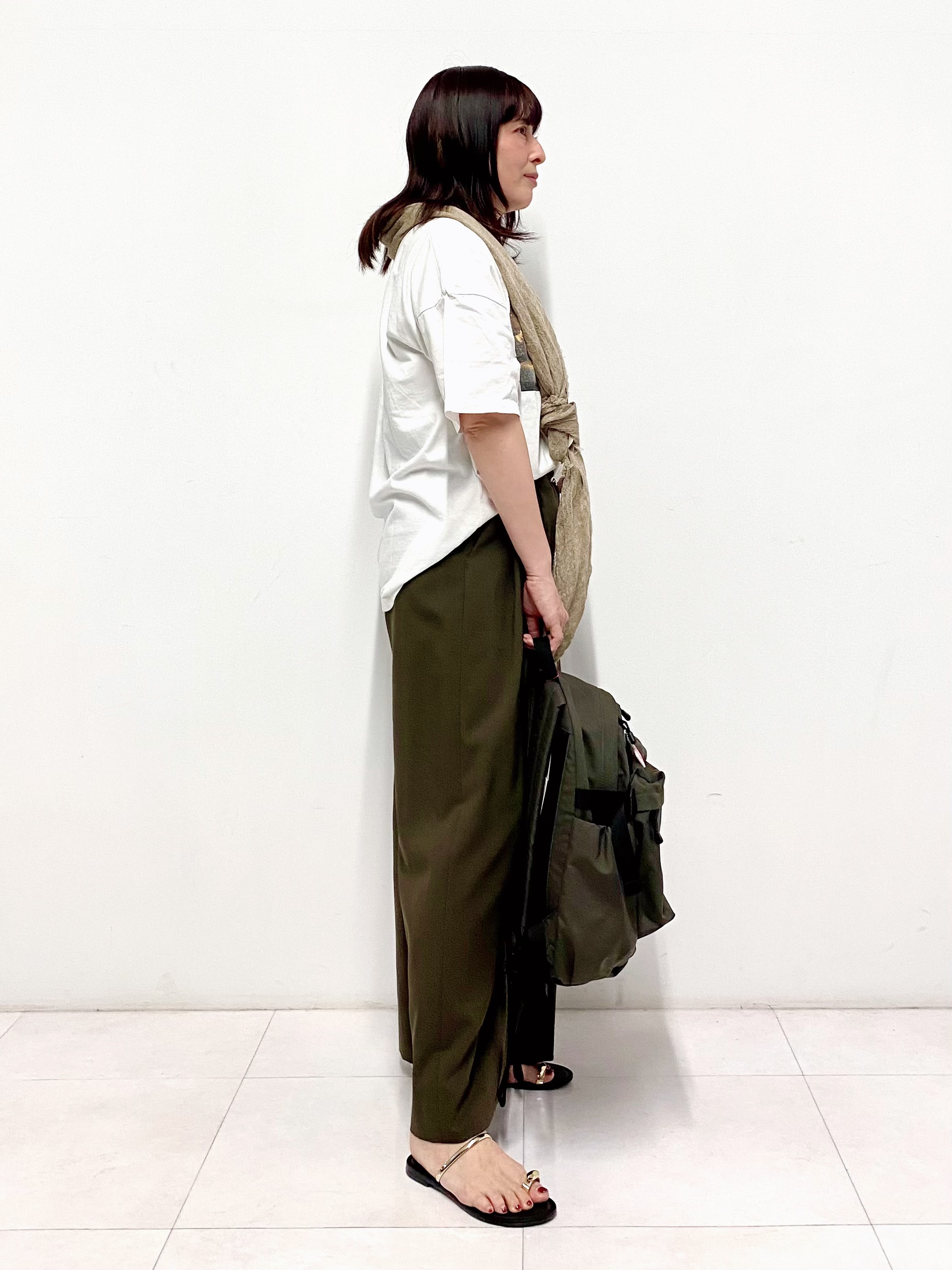 Sawaguchiさんの「DRESSTERIOR｜MADRAS（マドラス）薄手大判ストール」を使ったコーディネート
